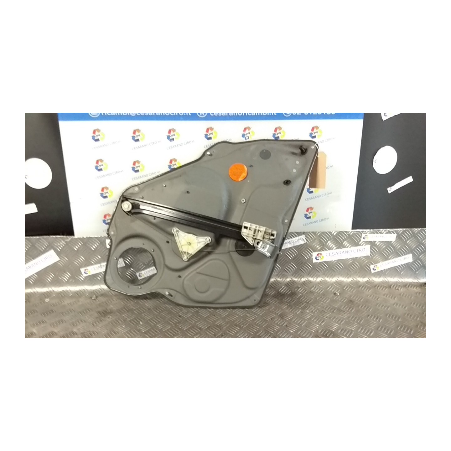 ALZACRISTALLO ELETTR. PORTA POST. SX. 110 MERCEDES-BENZ CLASSE A (W/C169) (07/04-04/13 640940 A1697303379