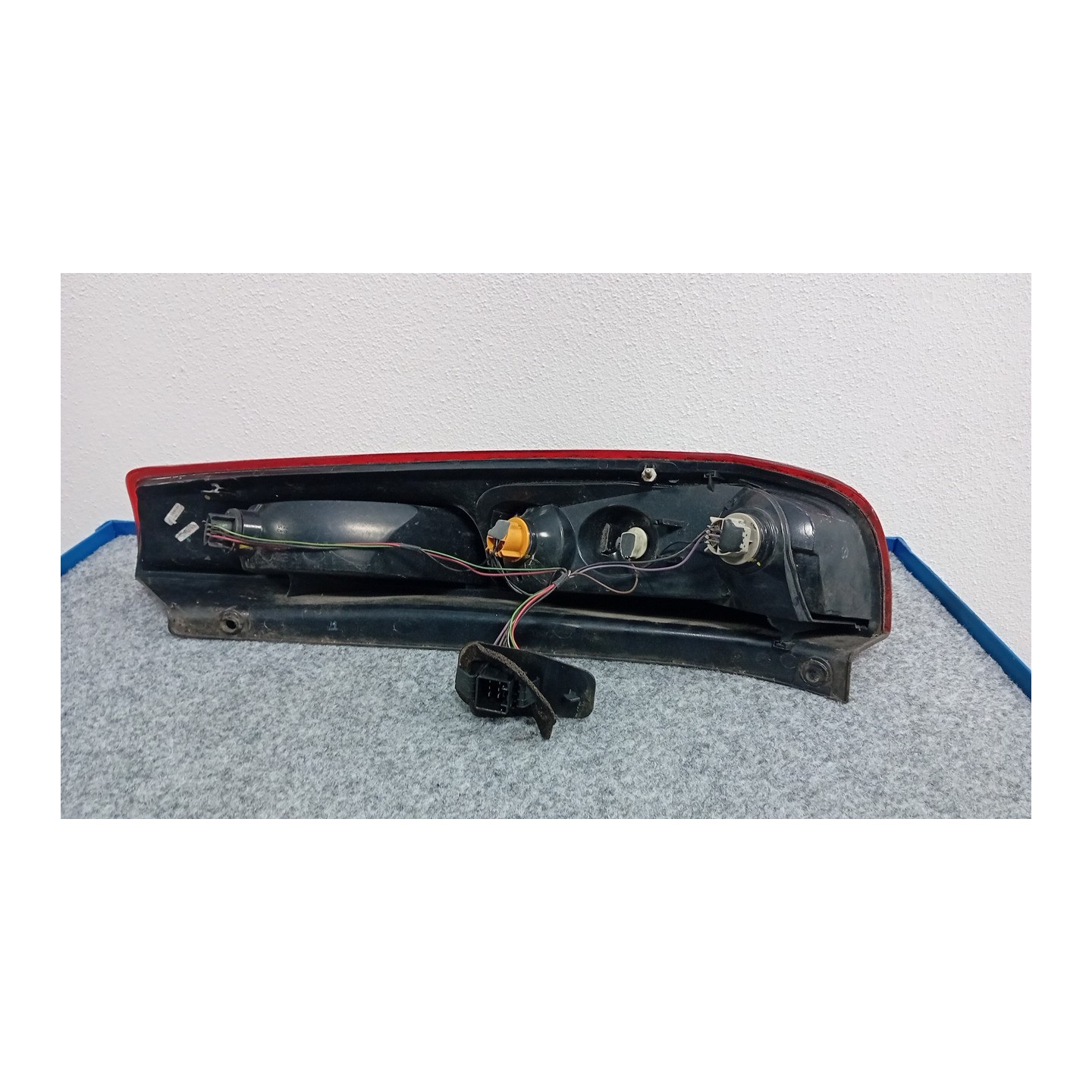 FANALE POST. SX. 171 FORD FIESTA (CBK) (12/05-12/08) FUJA 1432274