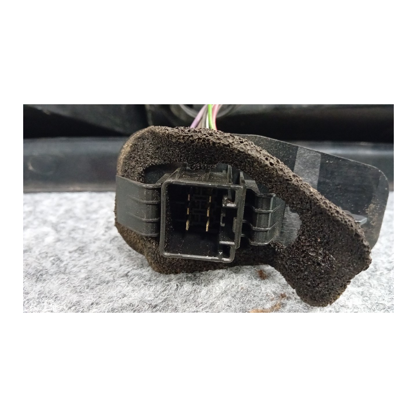 FANALE POST. SX. 171 FORD FIESTA (CBK) (12/05-12/08) FUJA 1432274
