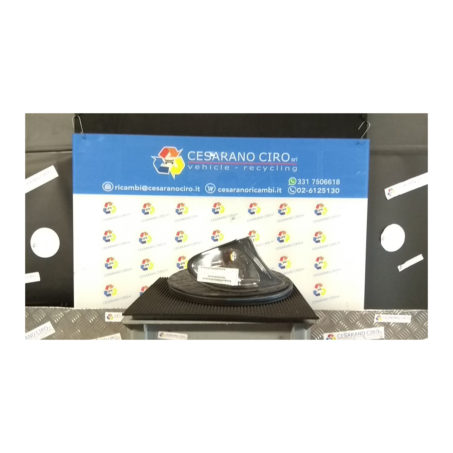FANALINO ANT. FANALINO BIANCO DX. 016 BMW SERIE 3 (E46) (09/01-09/05) 204D4 63137165850
