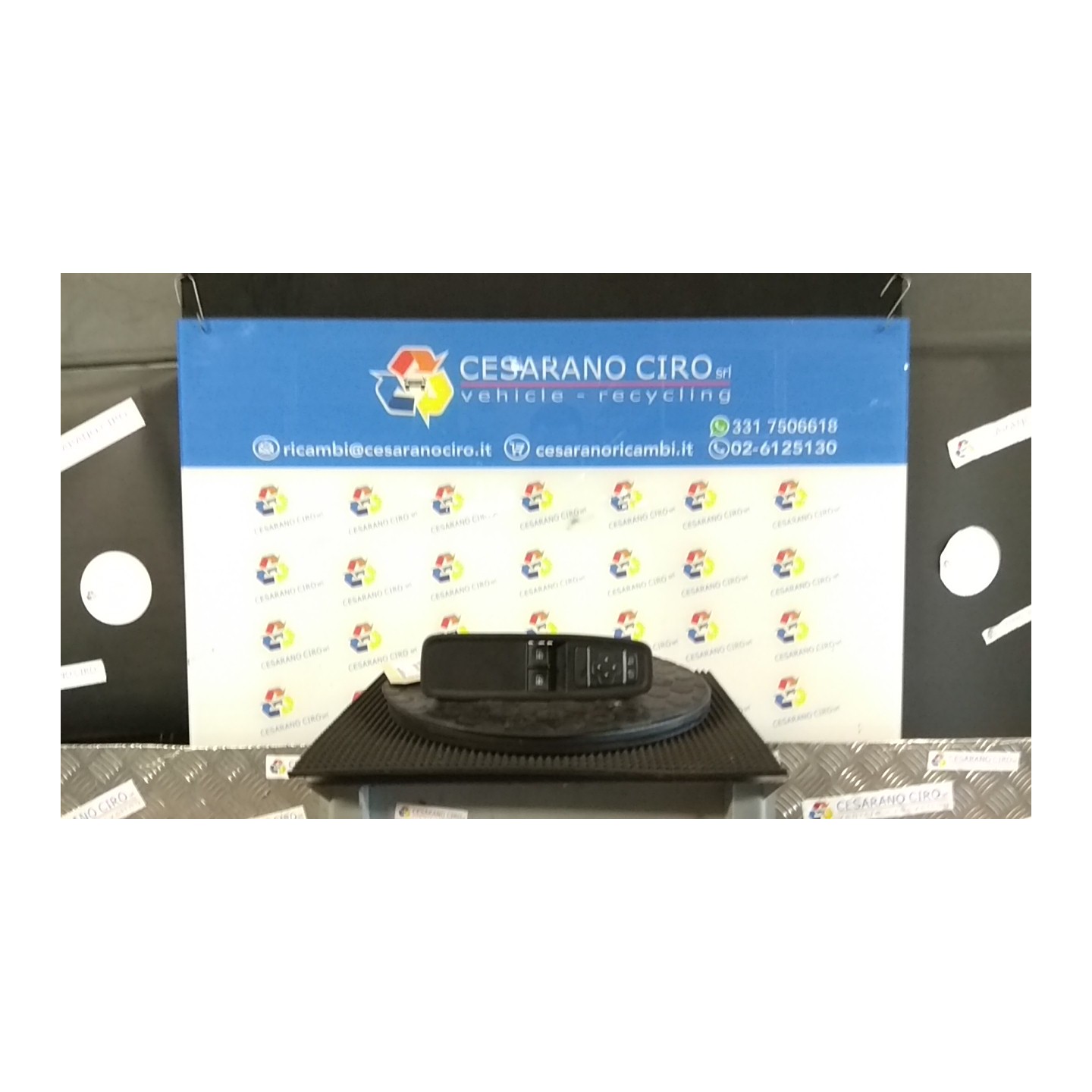 BLOCCO COMANDI ALZACRISTALLI 120 ALFA ROMEO 145 (03/99-12/01) AR33503 NB3721001028001