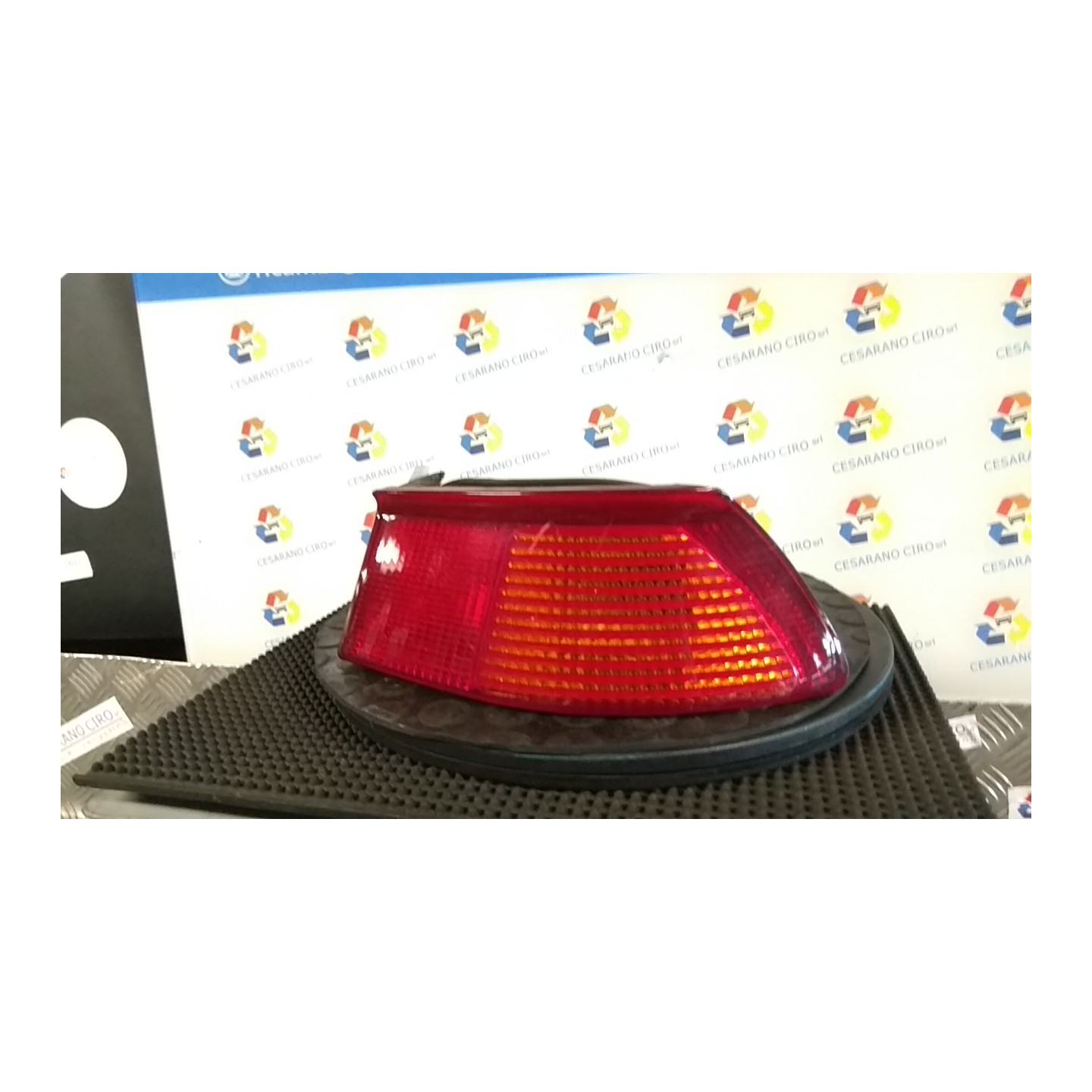 FANALE POST. PARTE EST. DX. 125 ALFA ROMEO 145 (03/99-12/01) AR33503 60579851