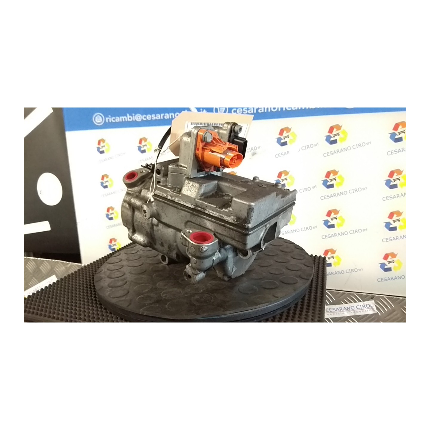 COMPRESSORE A/C 145 RENAULT KANGOO FURGONE (07/21-) K9KU8 926006UB0A