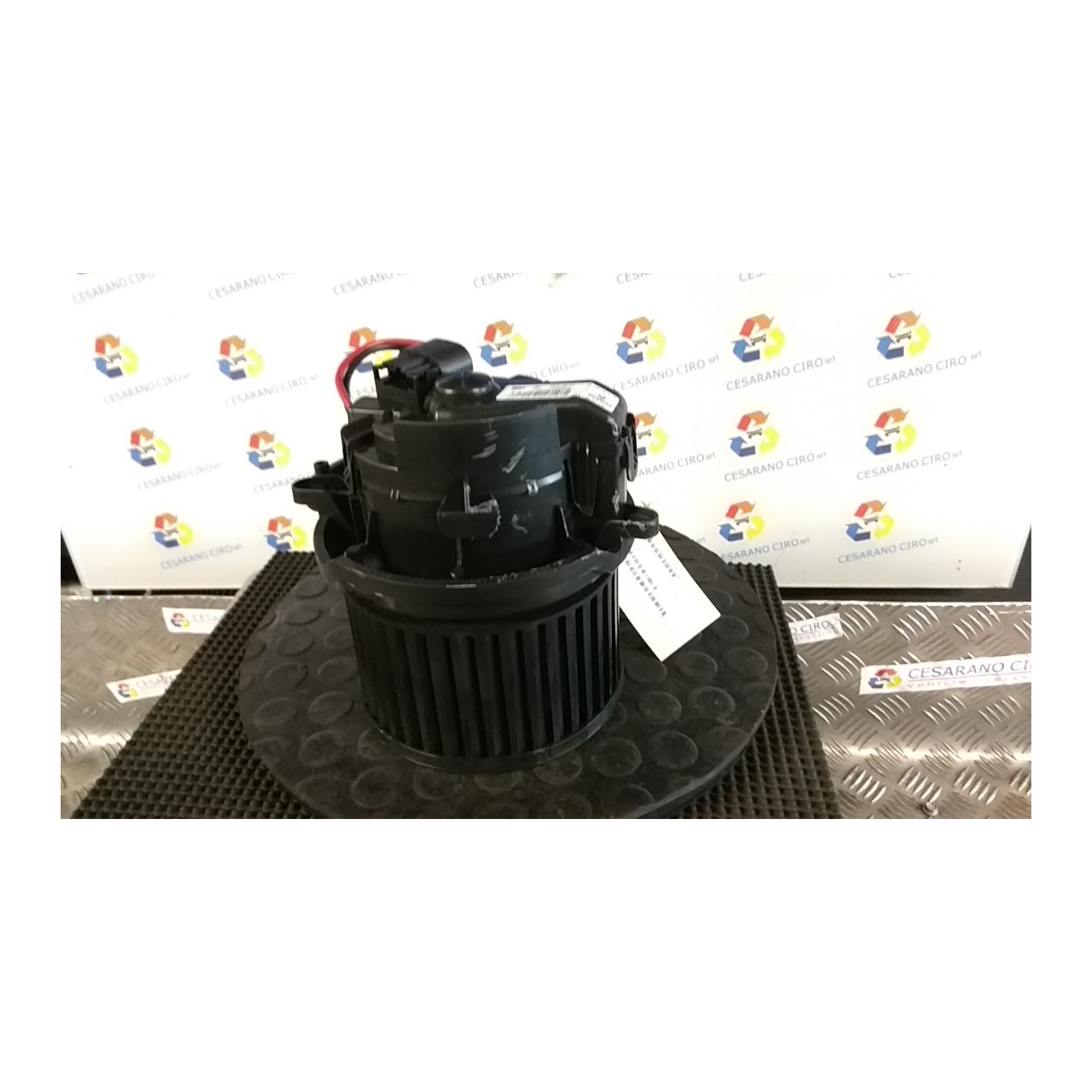 MOTORINO VENTILAZIONE ABITACOLO 147 RENAULT KANGOO FURGONE (07/21-) K9KU8 272109134R