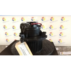 MOTORINO VENTILAZIONE ABITACOLO 147 RENAULT KANGOO FURGONE (07/21-) K9KU8 272109134R