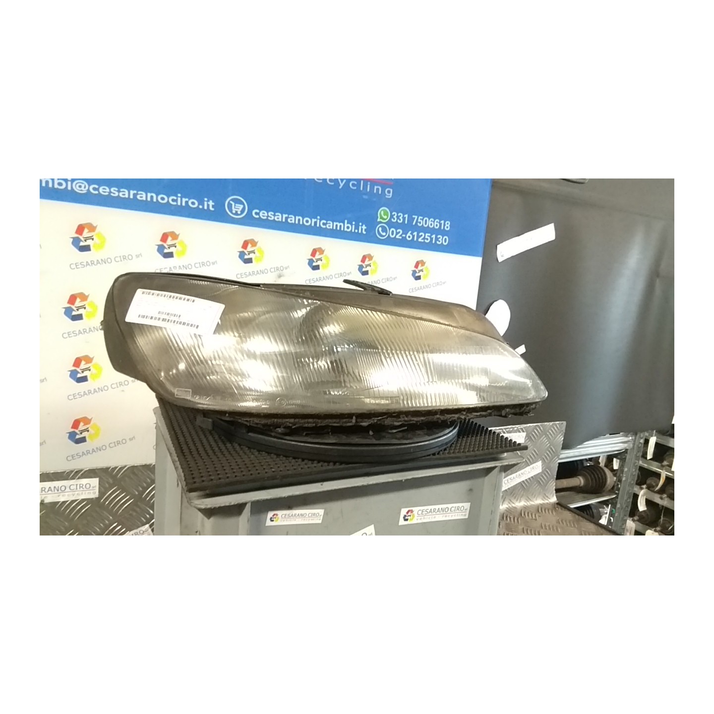 PROIETTORE PARABOLA SEMPLICE-8209 DX. 113 PEUGEOT 306 (01/97-04/02) NFZ 6205Q5