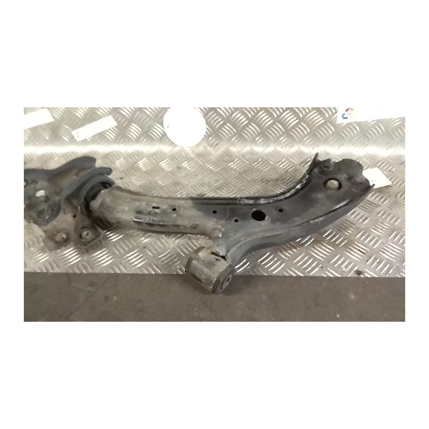 BRACCIO OSCILLANTE SOSP. ANT. DX. 041 HONDA CR-V 3A SERIE (01/07-) N22A2 51350SWAE01