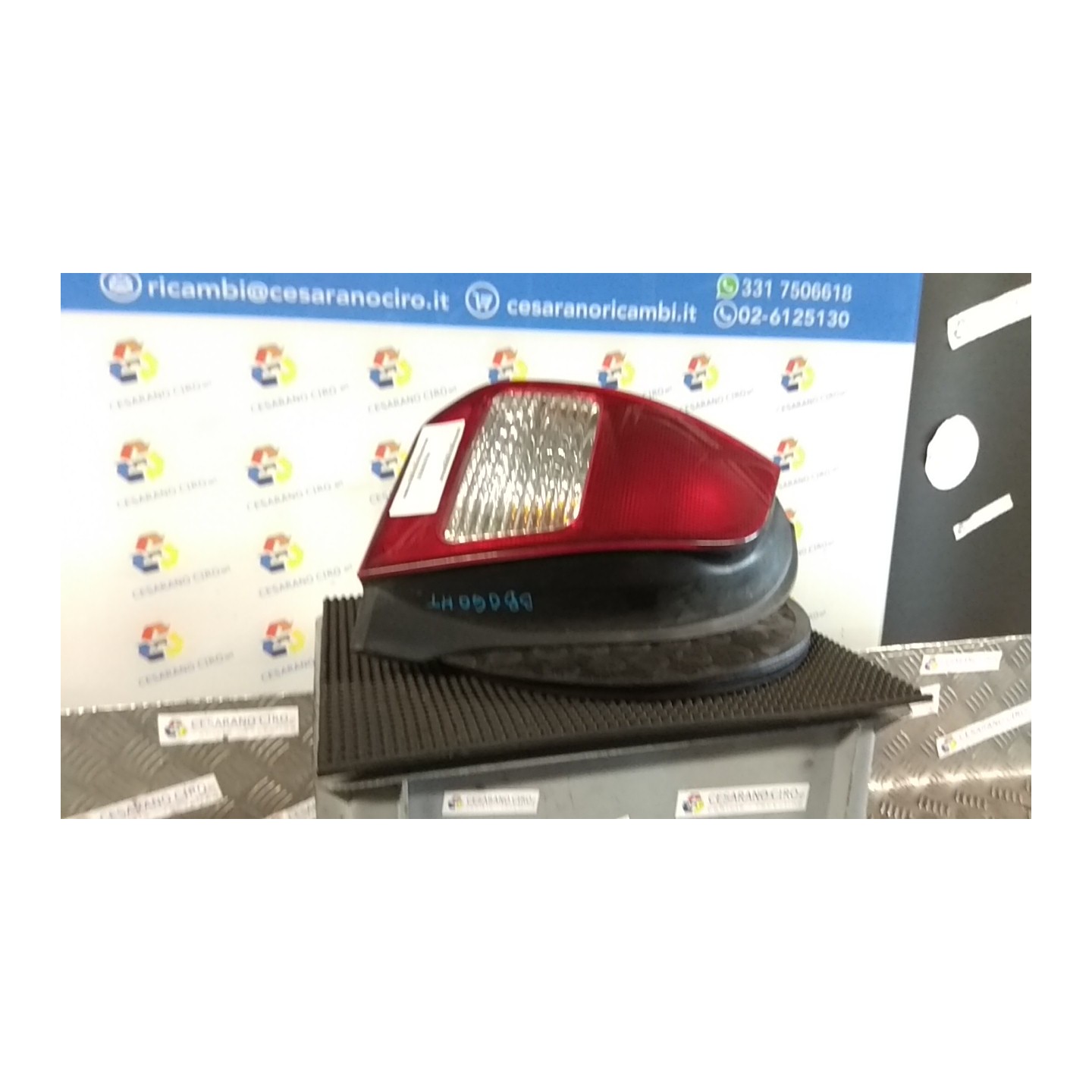 FANALE POST. SX. 067 MITSUBISHI COLT 6A SERIE (02/97-12/01) 4G13 MR414135
