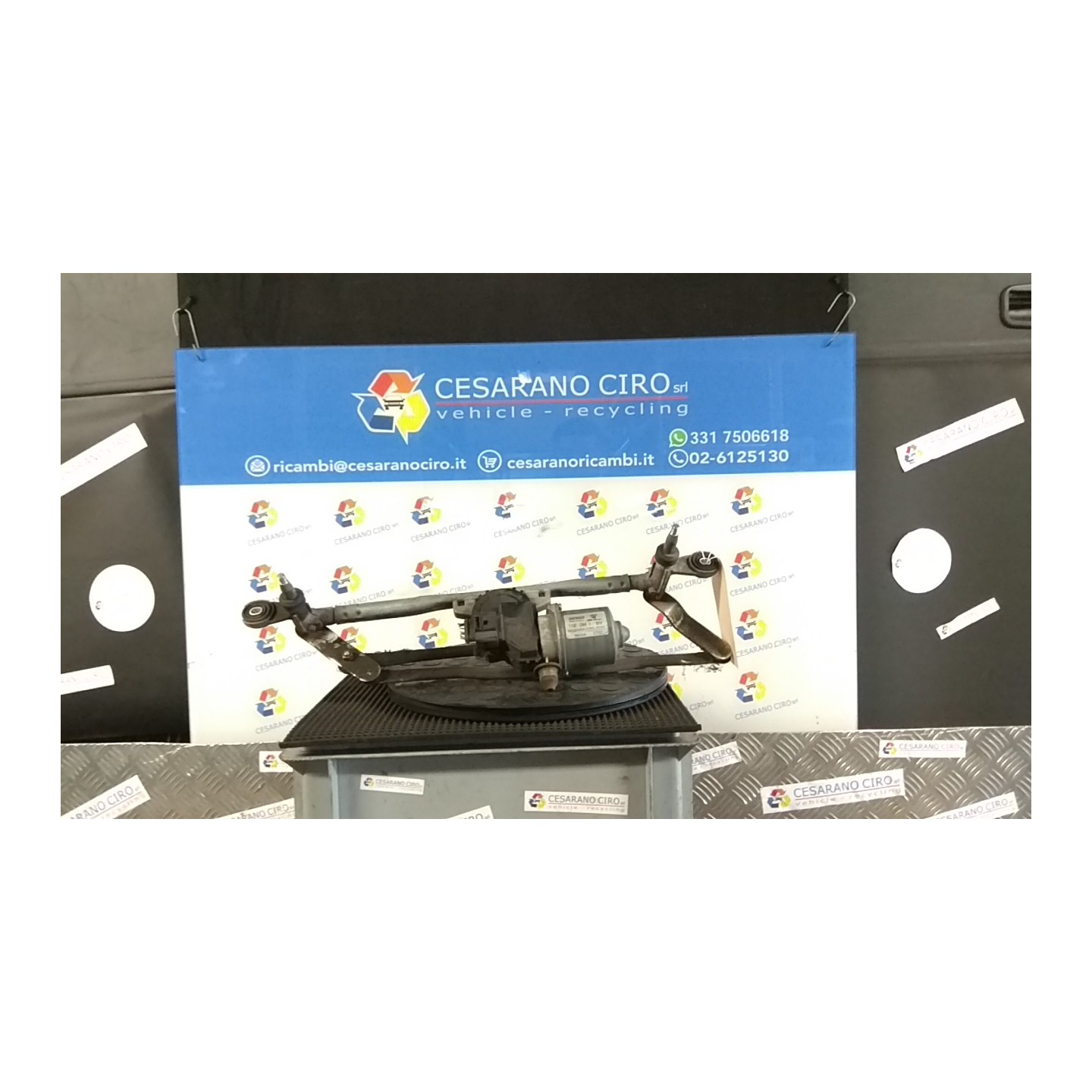 MECCANISMO TERGIPARABREZZA CON MOTORINO 033 FIAT PANDA (33) (12/11-04/17) 169A4000 52024852