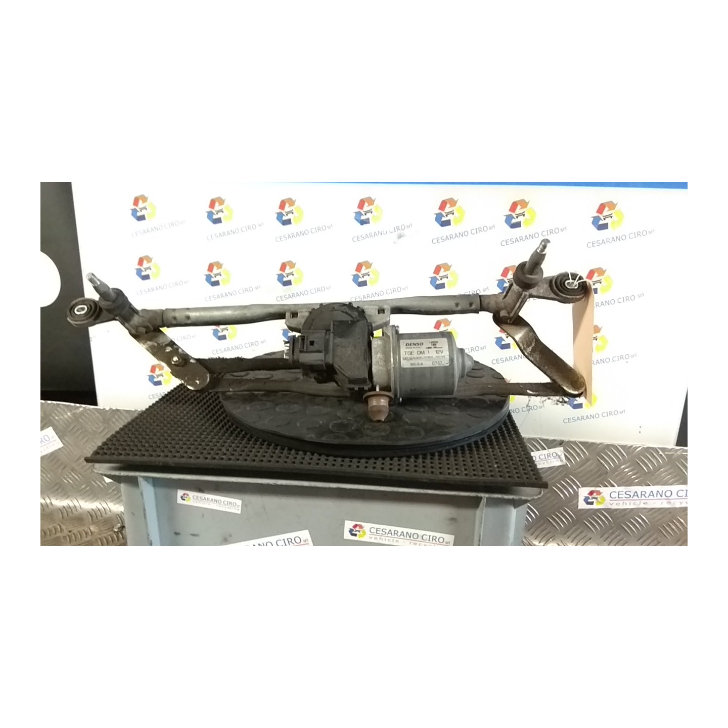 MECCANISMO TERGIPARABREZZA CON MOTORINO 033 FIAT PANDA (33) (12/11-04/17) 169A4000 52024852