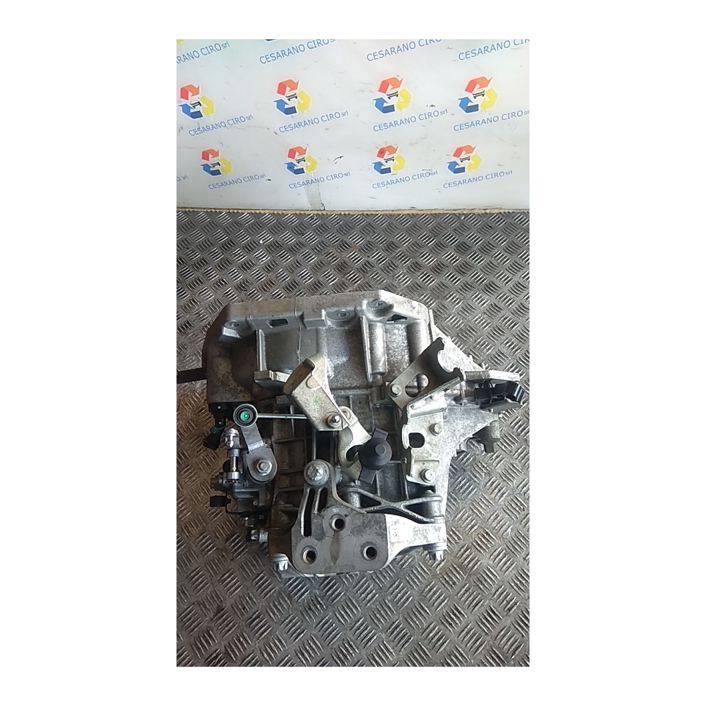 CAMBIO COMPL. 081 JEEP RENEGADE (RE) (07/18-) 55282151 55279763