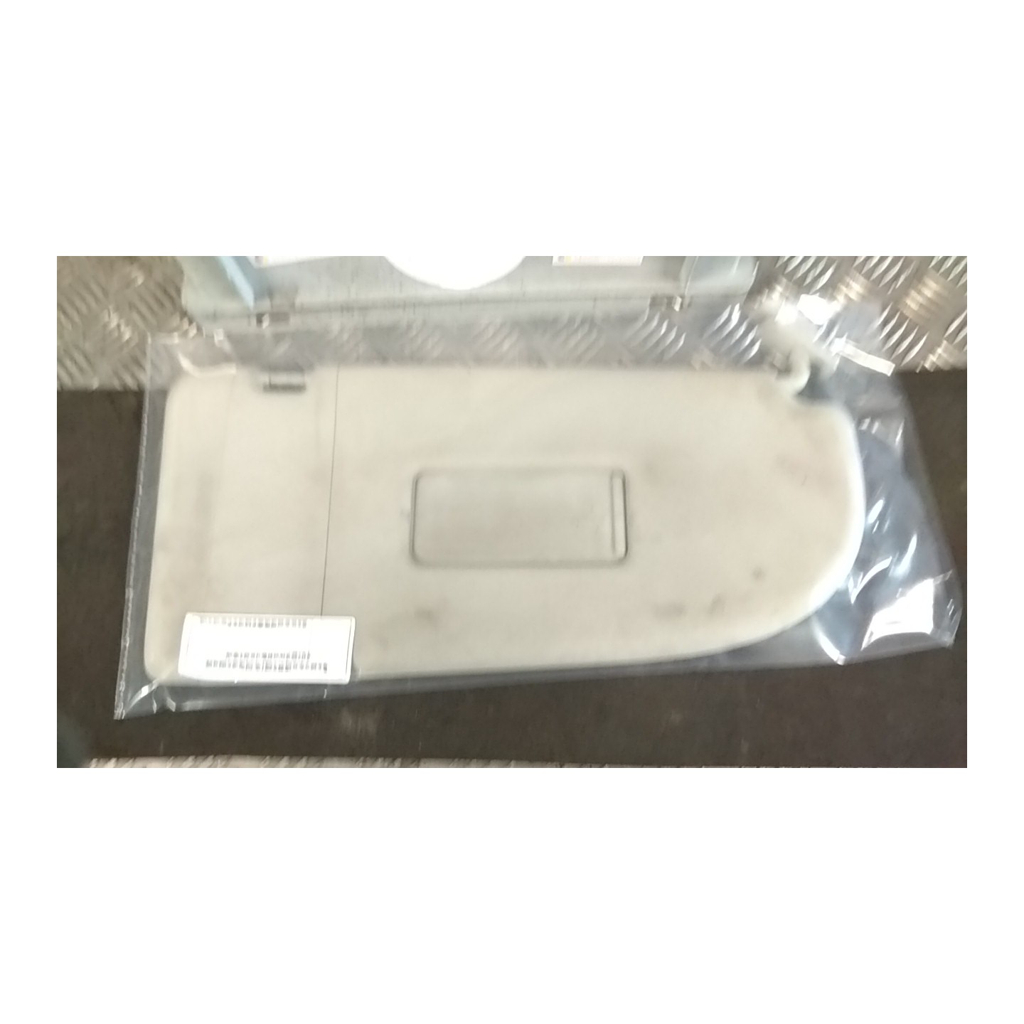 ALETTA PARASOLE PARABREZZA ILLUMINATO E COPERTURA DX. 112 VOLKSWAGEN CADDY (02/04-08/10) BSX 2K0857552D2F4