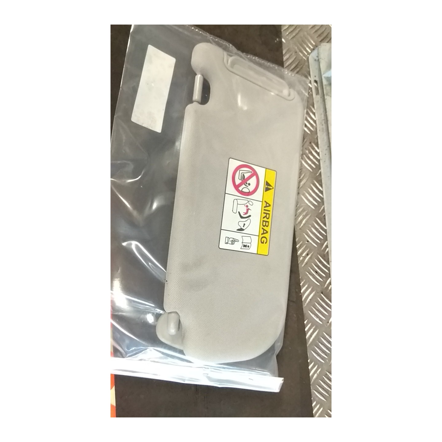 ALETTA PARASOLE PARABREZZA MBS DX. 049 HYUNDAI IX35 (02/10-) D4FD 852202S090MCH