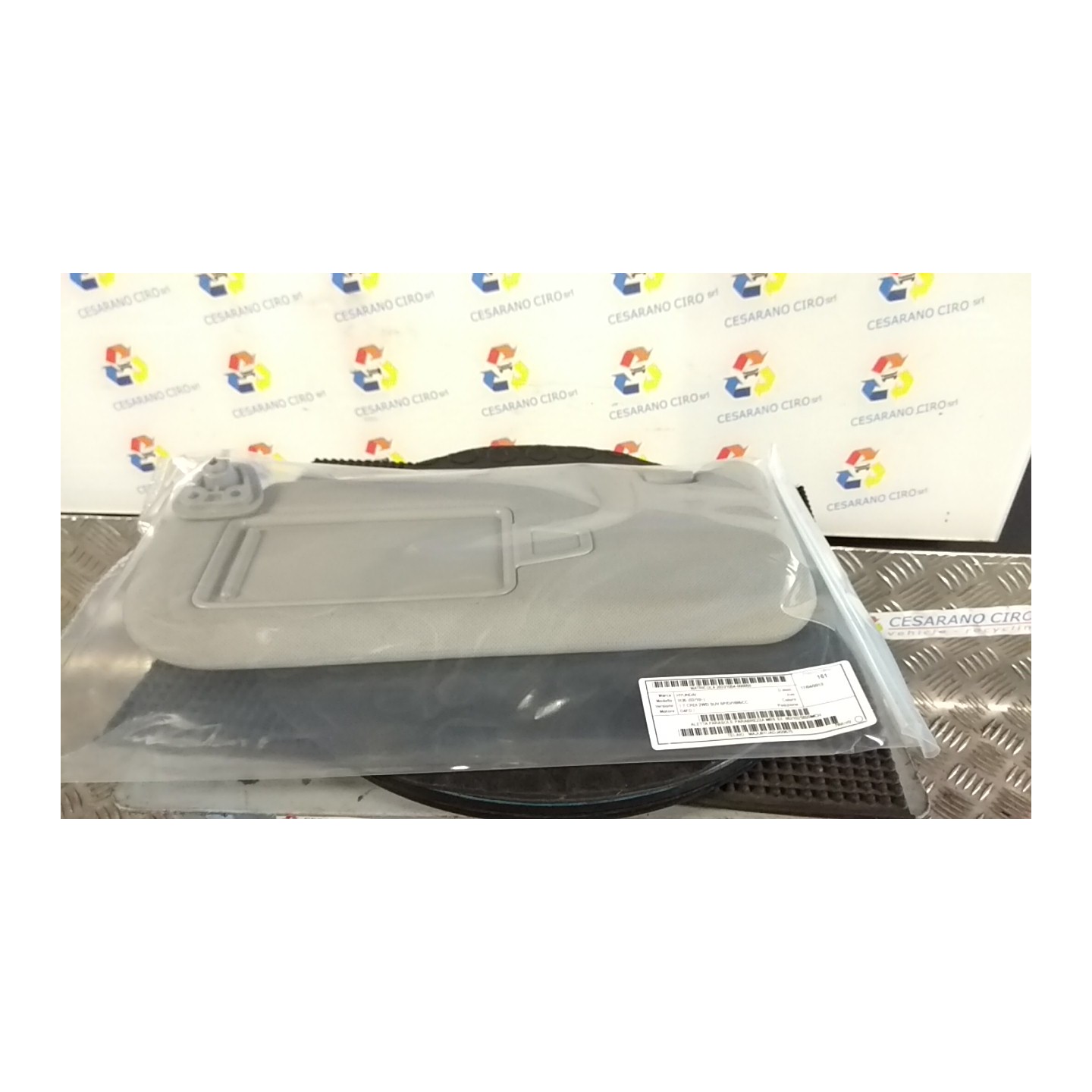 ALETTA PARASOLE PARABREZZA MBS SX. 050 HYUNDAI IX35 (02/10-) D4FD 852102S020MCH