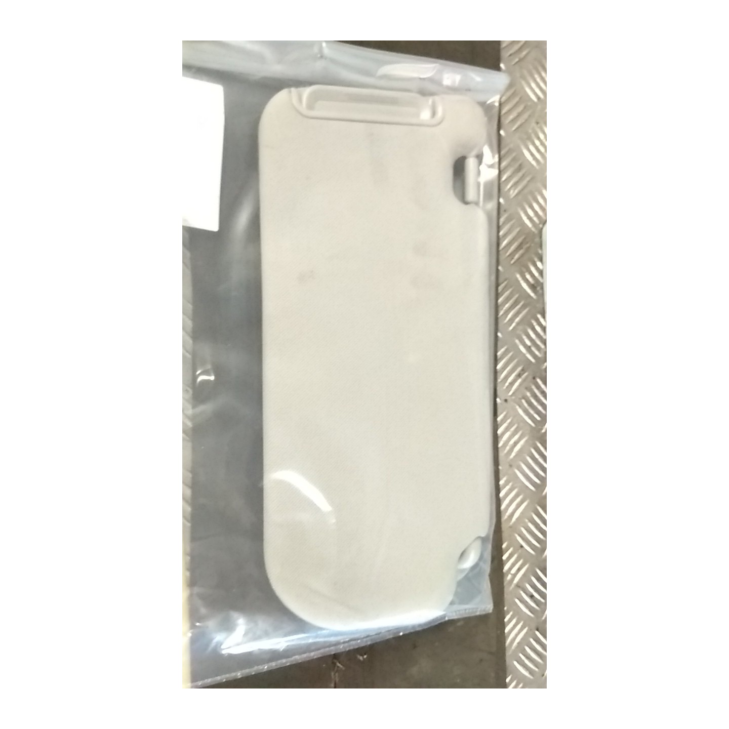 ALETTA PARASOLE PARABREZZA MBS SX. 050 HYUNDAI IX35 (02/10-) D4FD 852102S020MCH