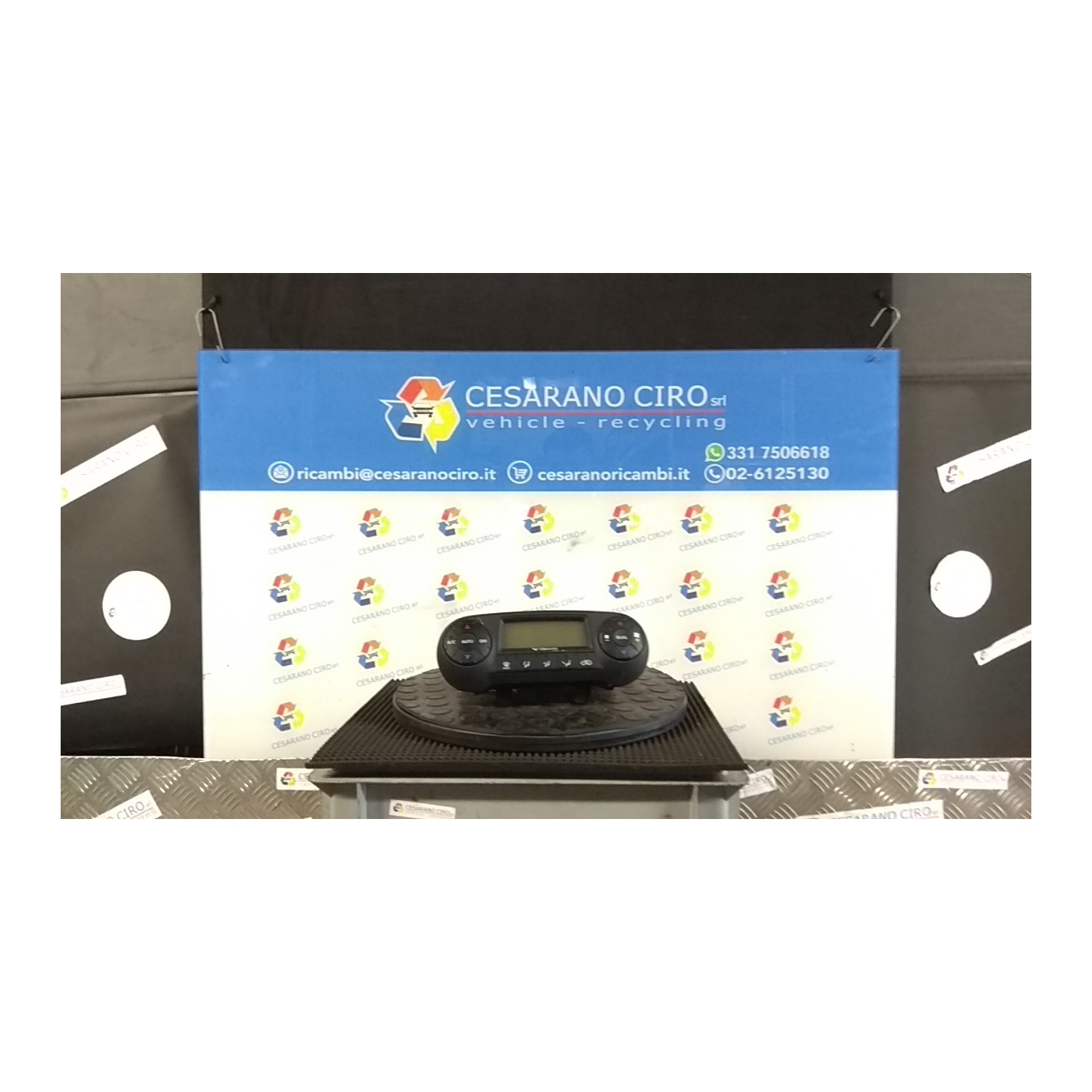 BLOCCO COMANDO CLIMATIZZAZIONE A/C DUAL COMPLETO 057 HYUNDAI IX35 (02/10-) D4FD 972502Y020TAN