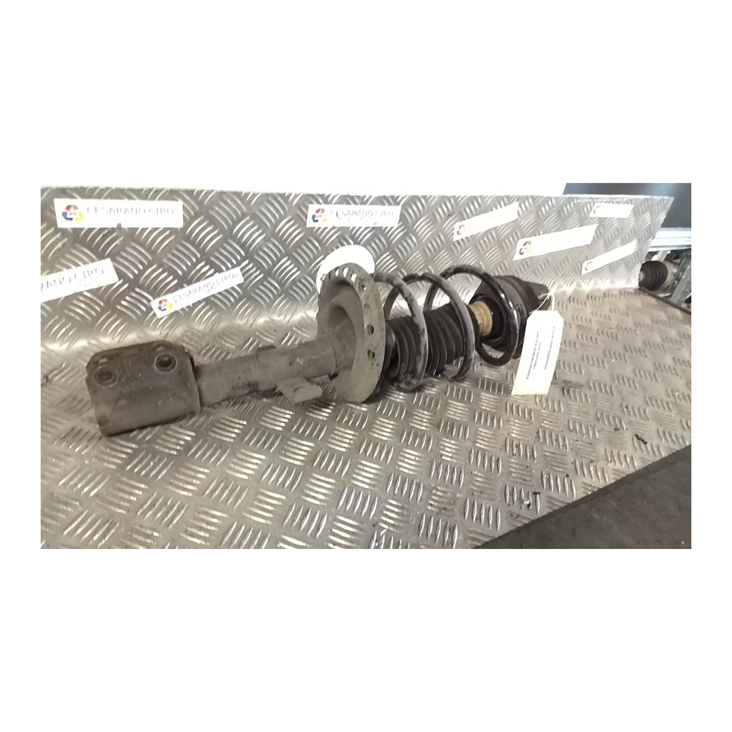 AMMORTIZZATORE ANT. SX. 004 RENAULT CLIO 3A SERIE (05/09-) K9K67 543025870R