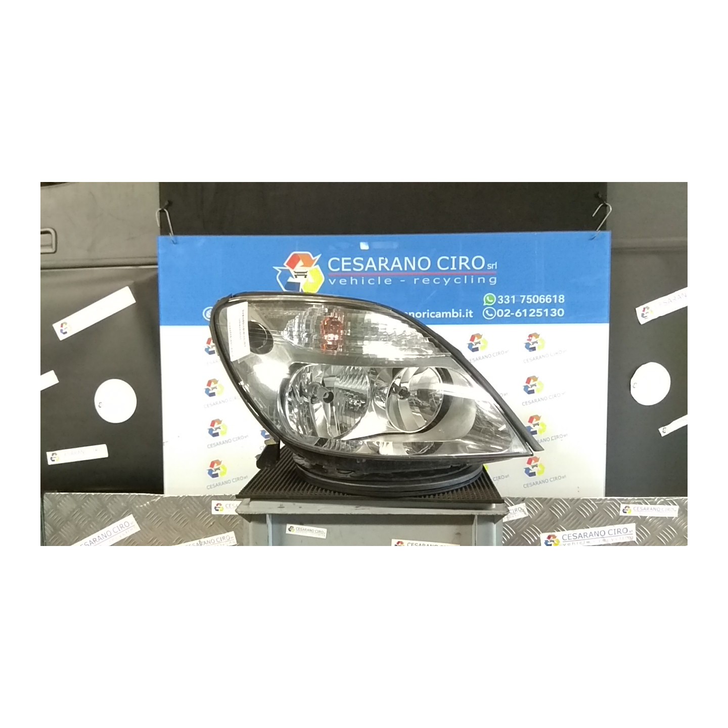 PROIETTORE DX. 092 RENAULT SCENIC (03/99-05/03) K4MA7 7701047600