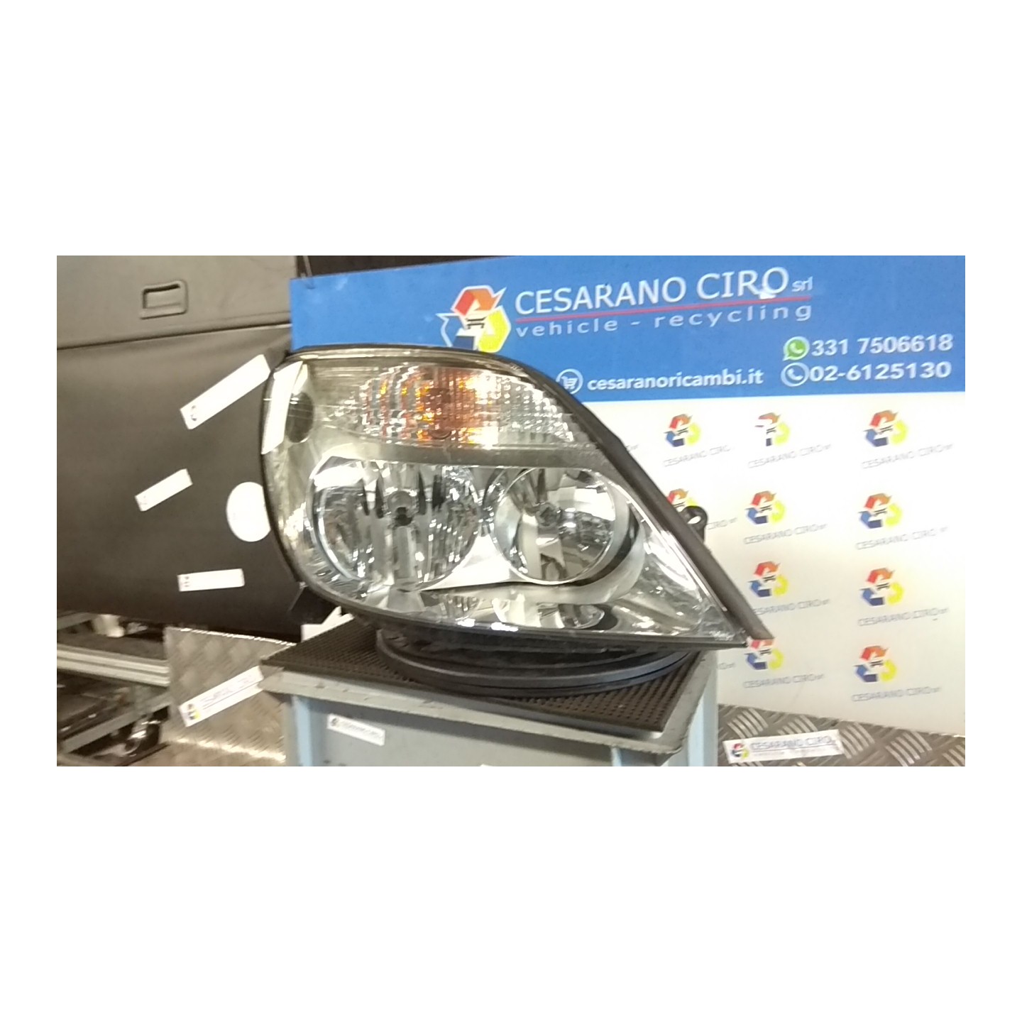 PROIETTORE DX. 092 RENAULT SCENIC (03/99-05/03) K4MA7 7701047600