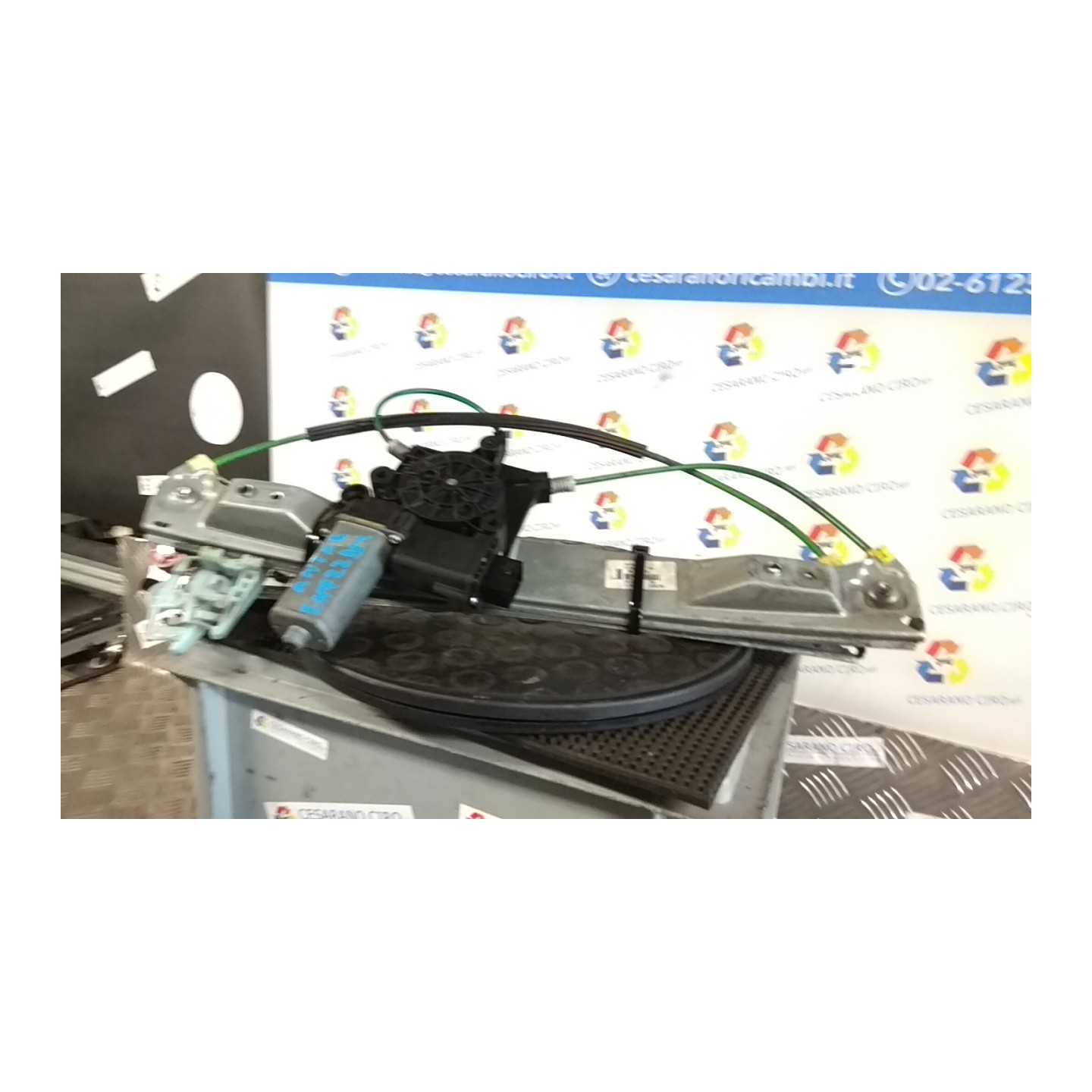 ALZACRISTALLO ELETTR. PORTA ANT. C/MOTORINO DX. 026 OPEL CORSA (S07) (01/11-05/15) A13DTC 13269606