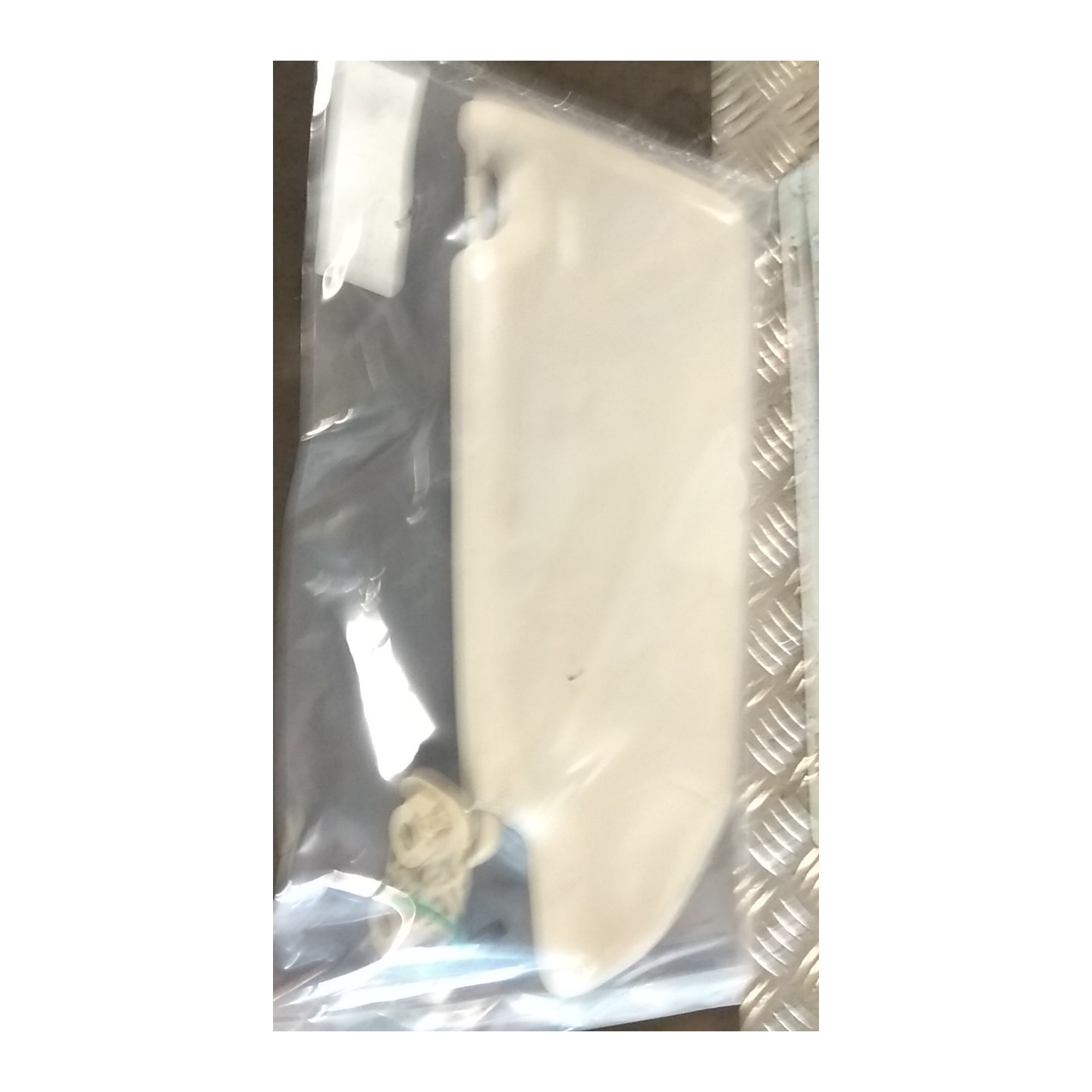 ALETTA PARASOLE PARABREZZA DX. 039 VOLVO V70/XC70 (01/00-10/07) D5244T 39966766