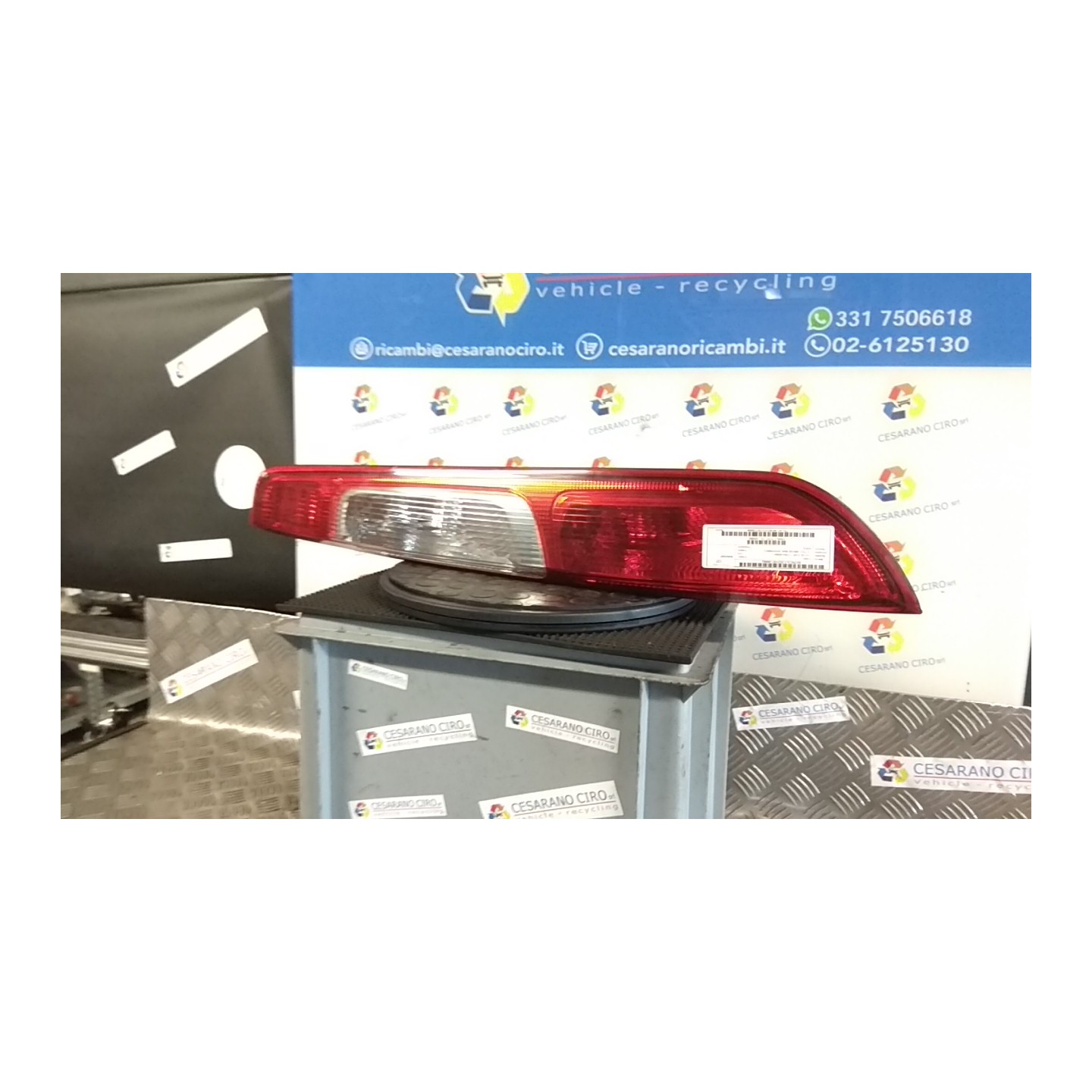 FANALE POST. DX. 052 FORD FOCUS (CAP) (11/04-06/08) HHDA 1420450