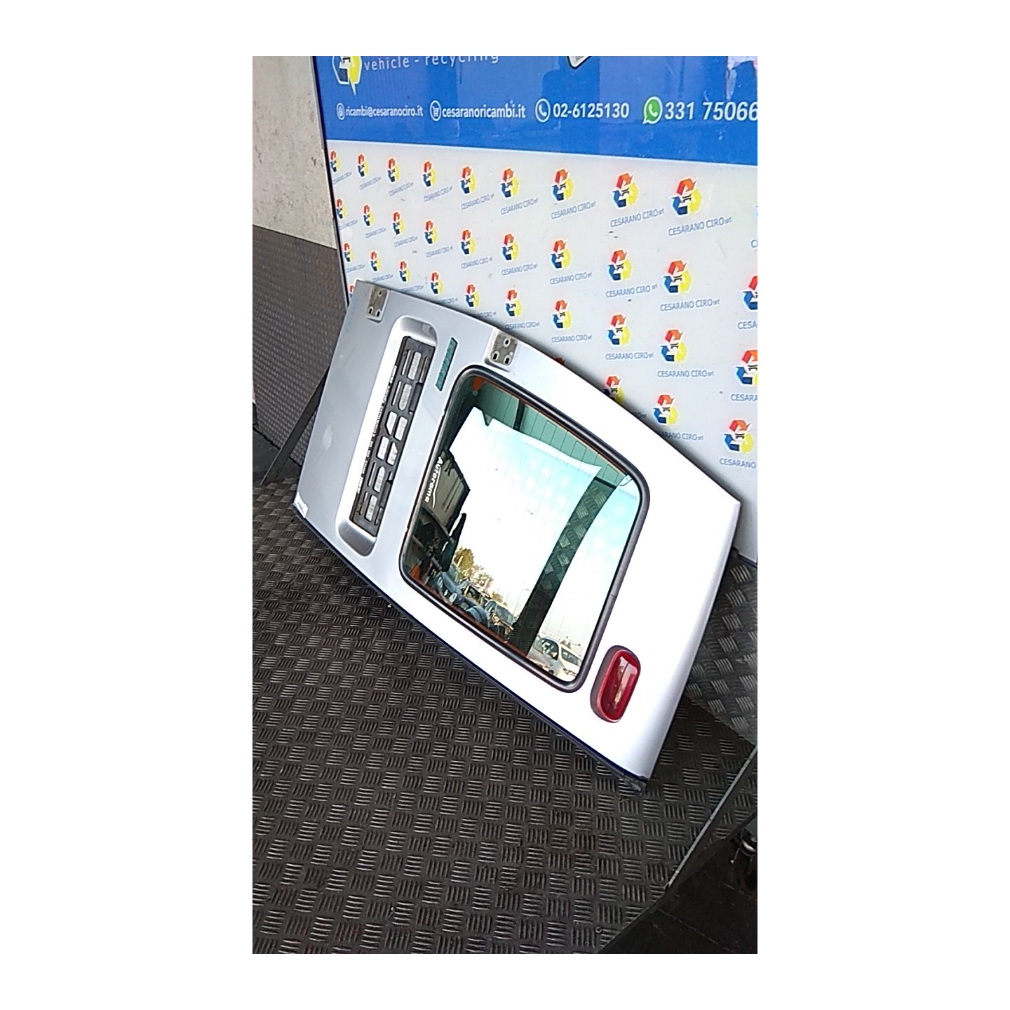 PORTA CARICO POST. A BATTENTE VETRATA SX. 157 FIAT SCUDO (PL) (02/96-12/03) RHX 9408702788