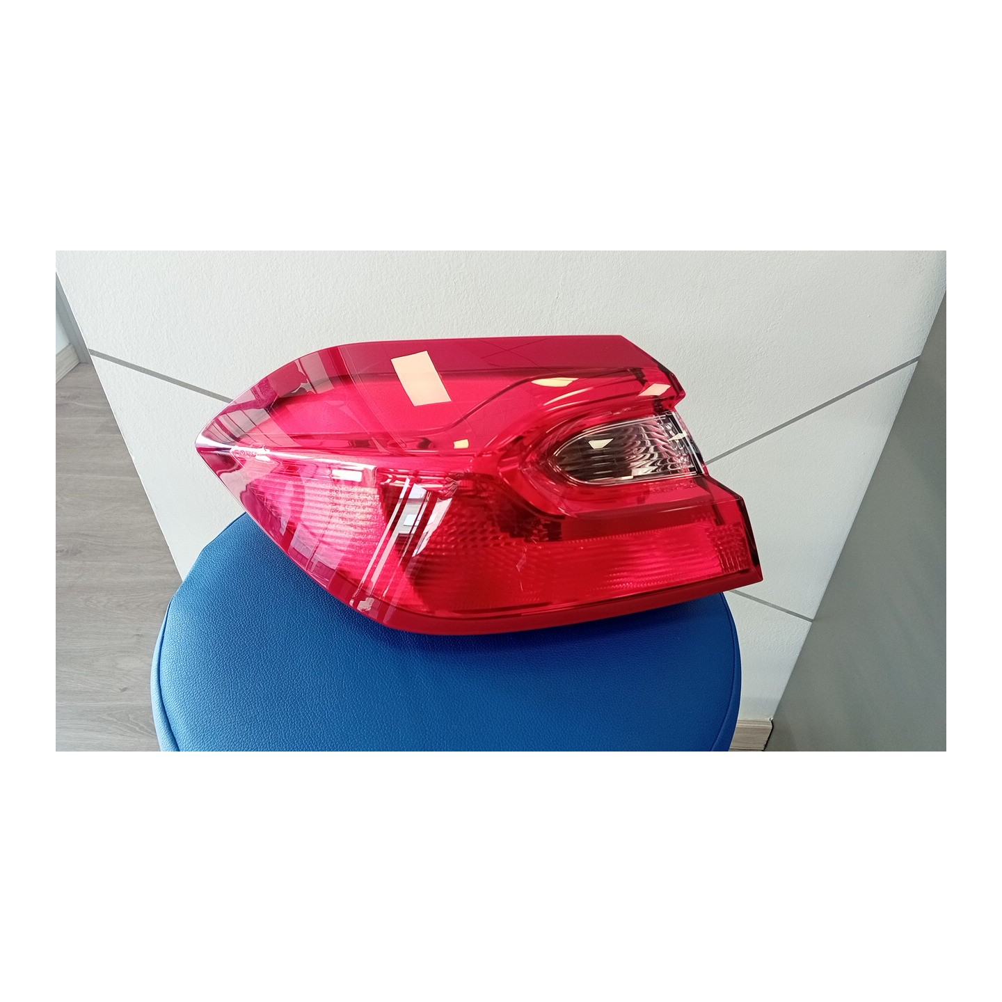 FANALE POST. PARTE EST. SX. 007 FORD FIESTA (CE1) (04/17-)  2527137