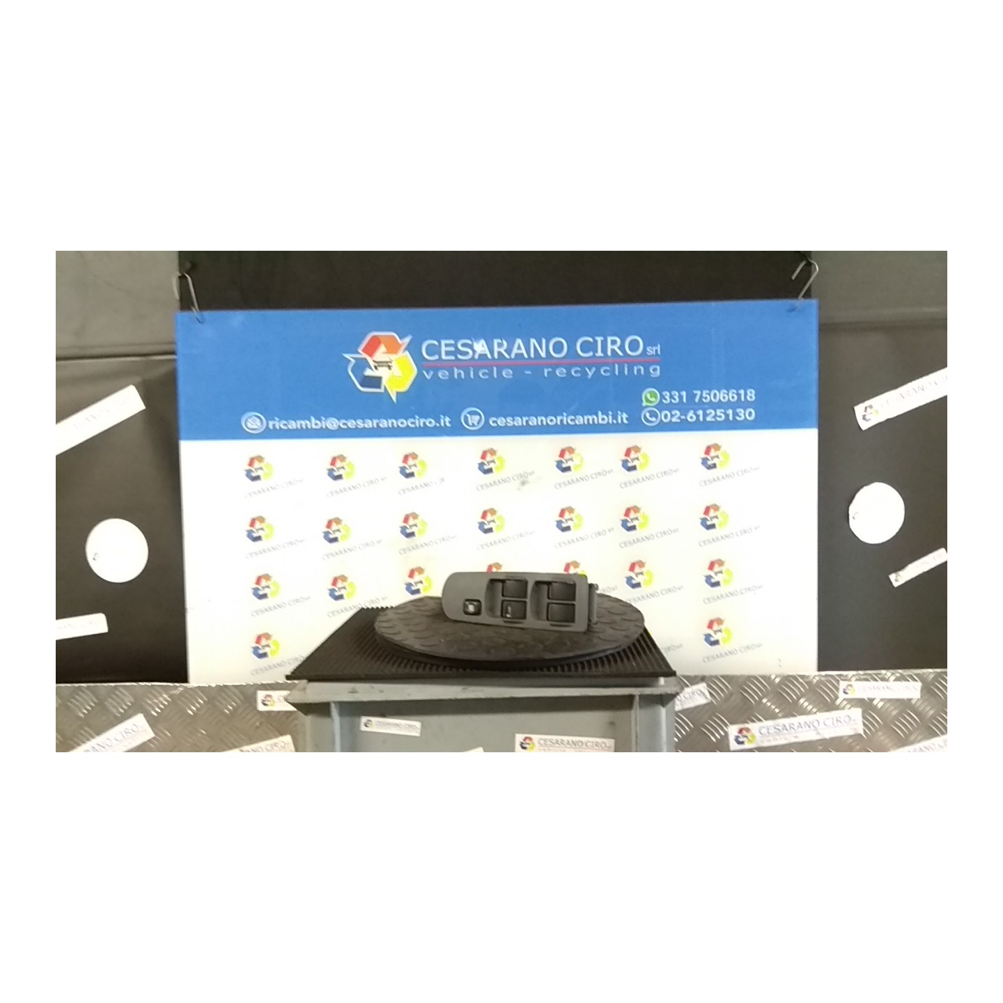 BLOCCO COMANDI ALZACRISTALLI 057 MITSUBISHI COLT 7A SERIE (06/04-12/09) 135930 MR587477