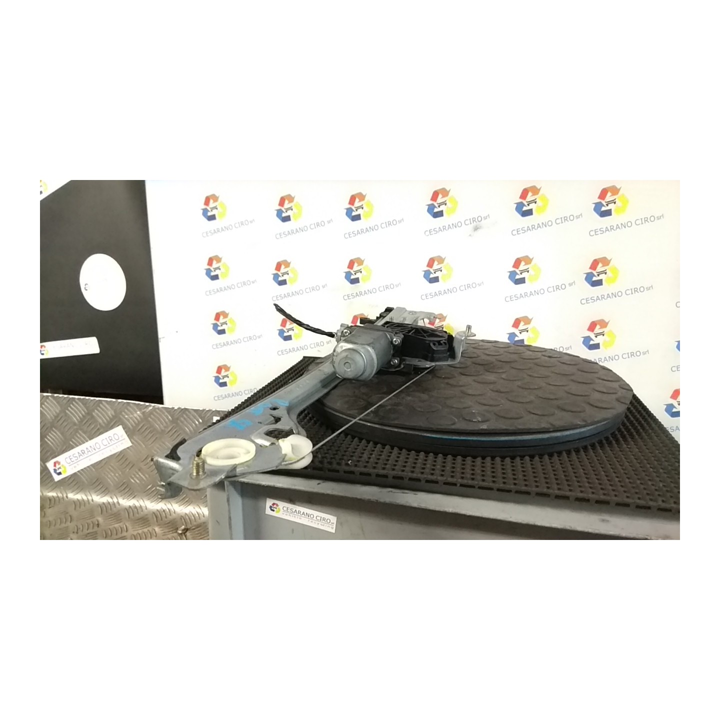 ALZACRISTALLO ELETTR. PORTA POST. C/MOTORINO SX. 065 RENAULT MODUS 1A SERIE (09/04-01/08) D4FD7 8200801330