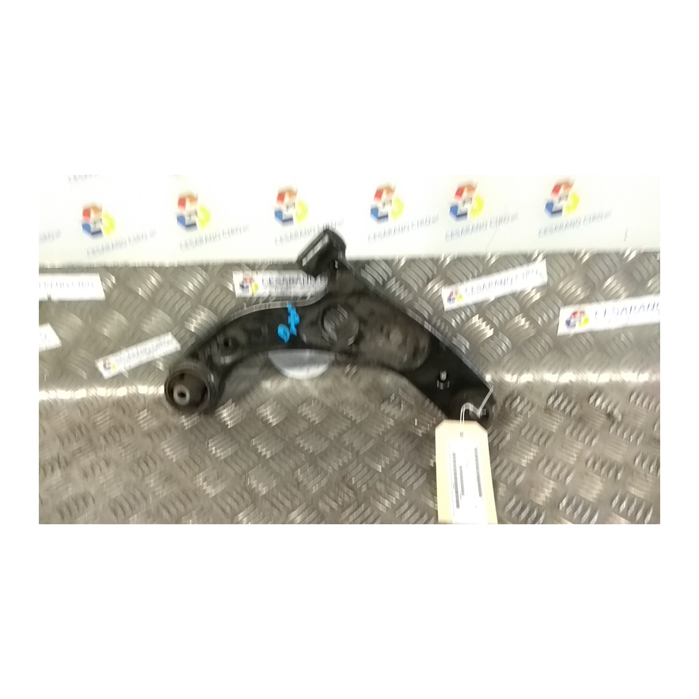 BRACCIO OSCILLANTE SOSP. ANT. DX. 077 DAIHATSU TREVIS (05/06-) EJ 48068B2060
