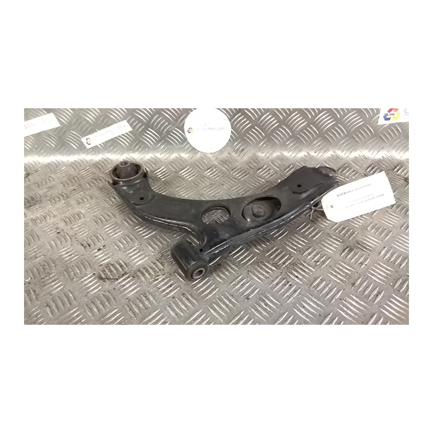BRACCIO OSCILLANTE SOSP. ANT. DX. 077 DAIHATSU TREVIS (05/06-) EJ 48068B2060