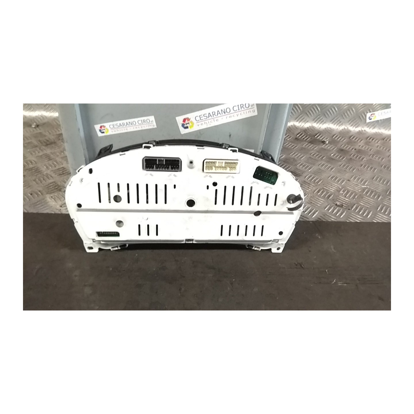 QUADRO STRUMENTI COMPL. 09-05- 018 HYUNDAI TUCSON (07/04-10/10) D4EA 940232E420