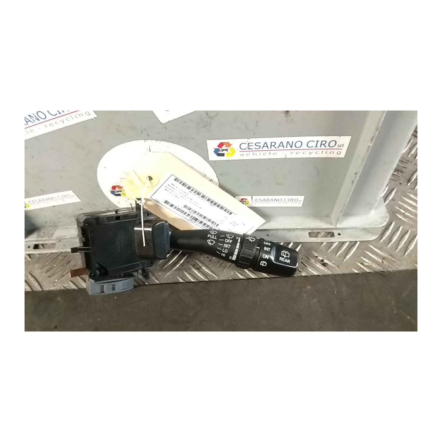 BLOCCO COMANDI TERGICRISTALLI 022 HYUNDAI TUCSON (07/04-10/10) D4EA 934202E015