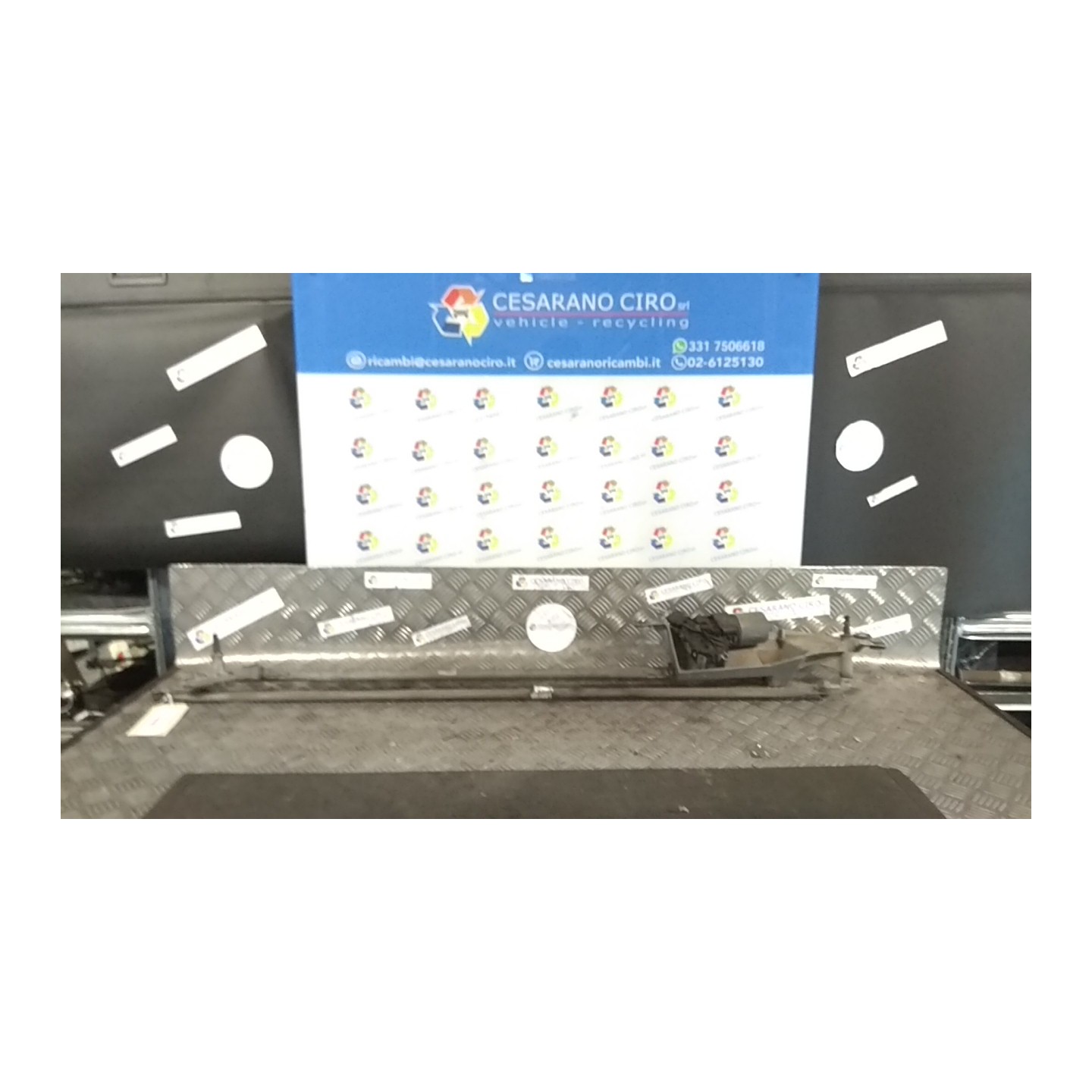 MECCANISMO TERGIPARABREZZA CON MOTORINO 018 RENAULT MODUS 1A SERIE (09/04-01/08) D4FD7 8200141270