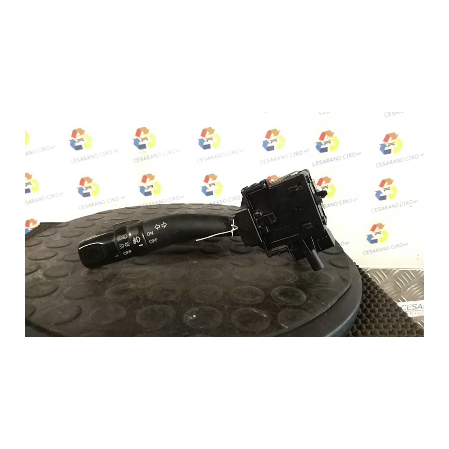 BLOCCO COMANDO VOLANTE LUCI 014 KIA CARENS 2A SERIE (11/06-05/10) D4EA NB6187075015001