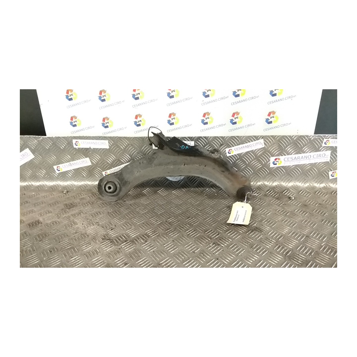 BRACCIO OSCILLANTE SOSP. ANT. DX. 073 RENAULT MEGANE 2A SERIE (09/02-02/06) K9KP7 8200457209