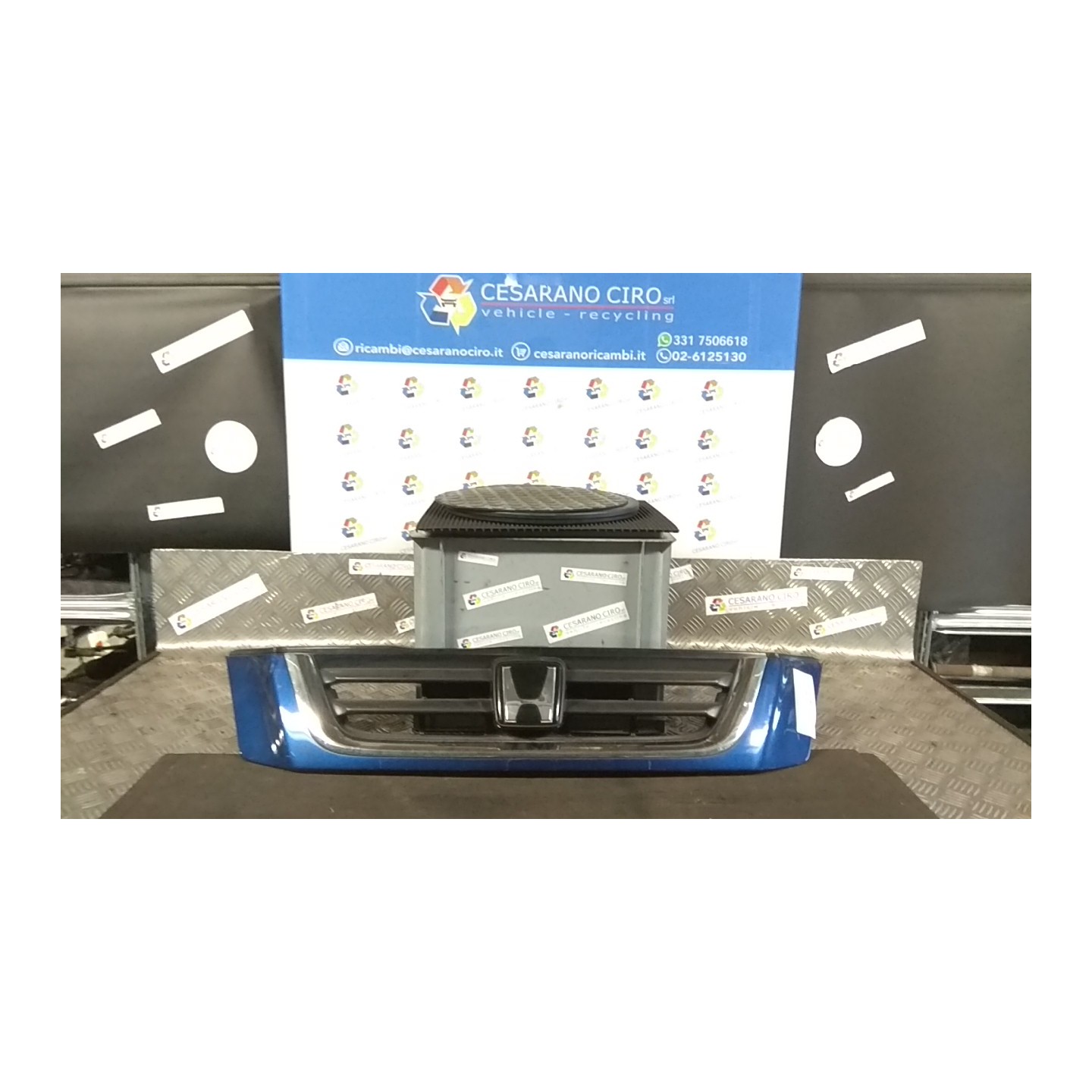 GRIGLIA 094 HONDA CR-V 1A SERIE (05/97-03/02) B20Z1 75101S10000ZL
