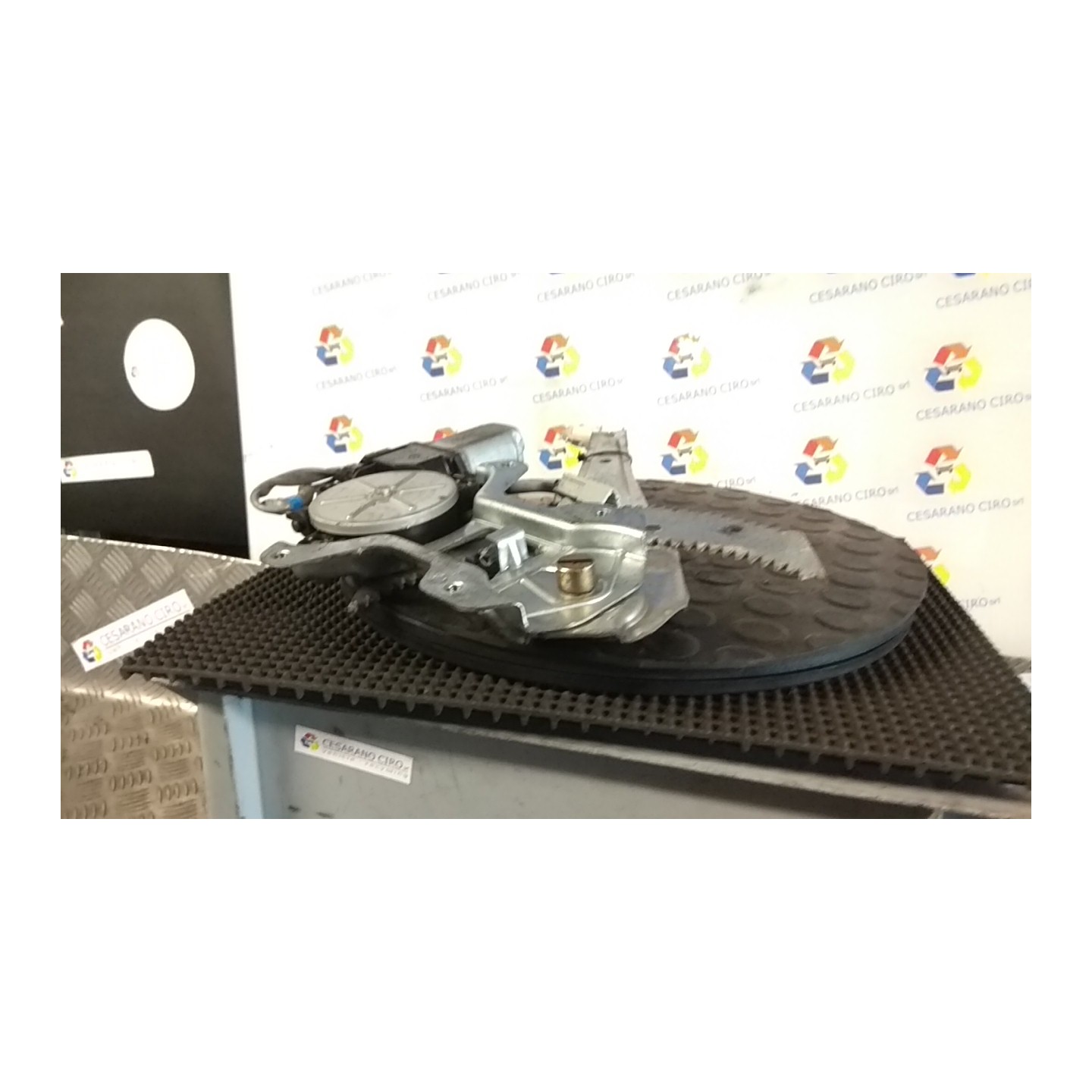ALZACRISTALLO ELETTR. PORTA POST. SX. 102 HONDA CR-V 1A SERIE (05/97-03/02) B20Z1 72751S10J01
