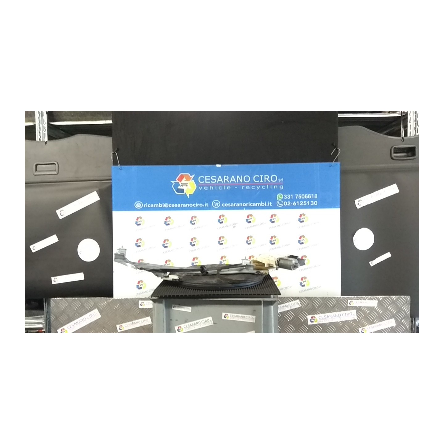 ALZACRISTALLO PORTA POST. DX. 032 RENAULT MEGANE 3A SERIE (02/12-09/14) K9KR8 827200003R