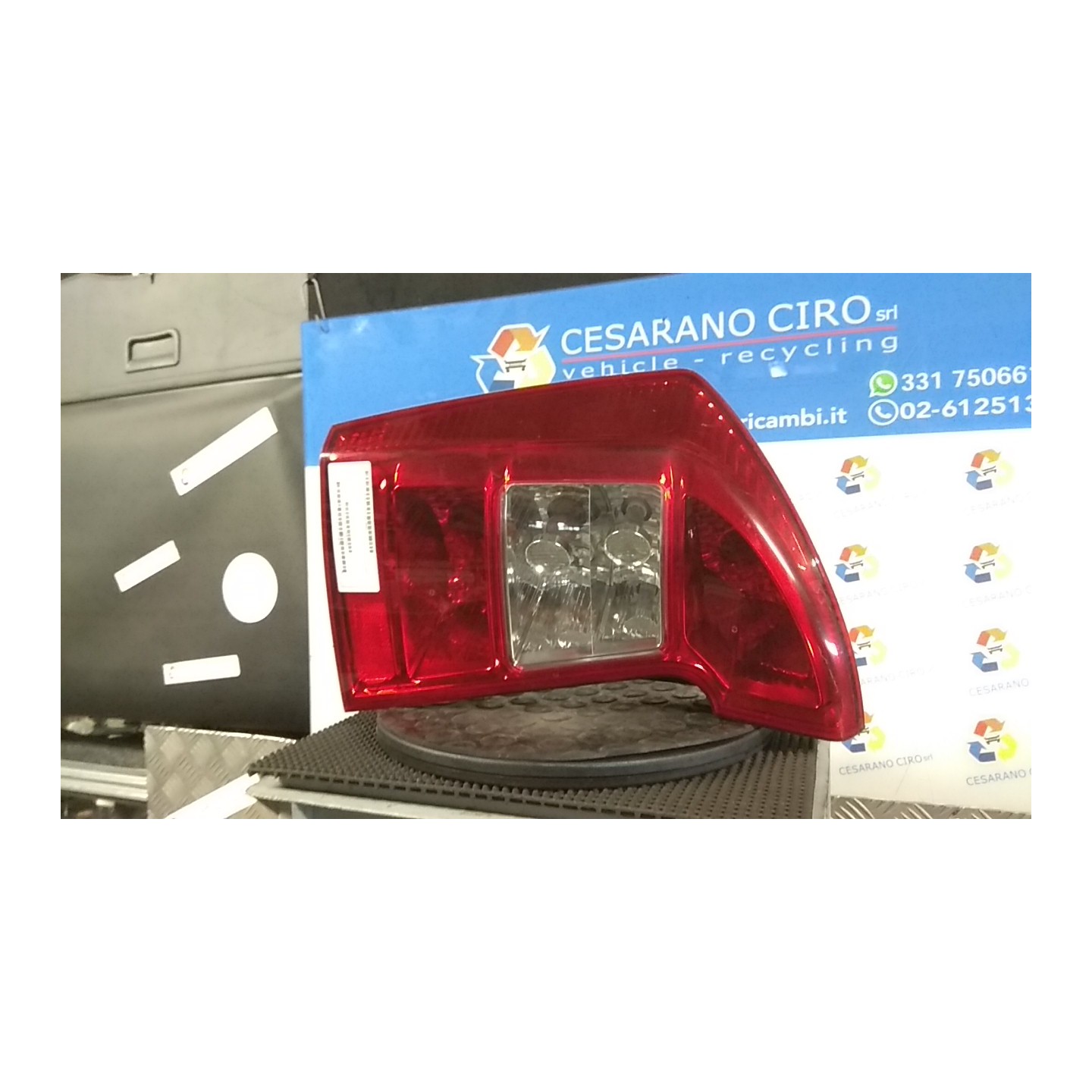FANALE POST. SX. 032 KIA CARENS 2A SERIE (11/06-05/10) D4EA 924011D010