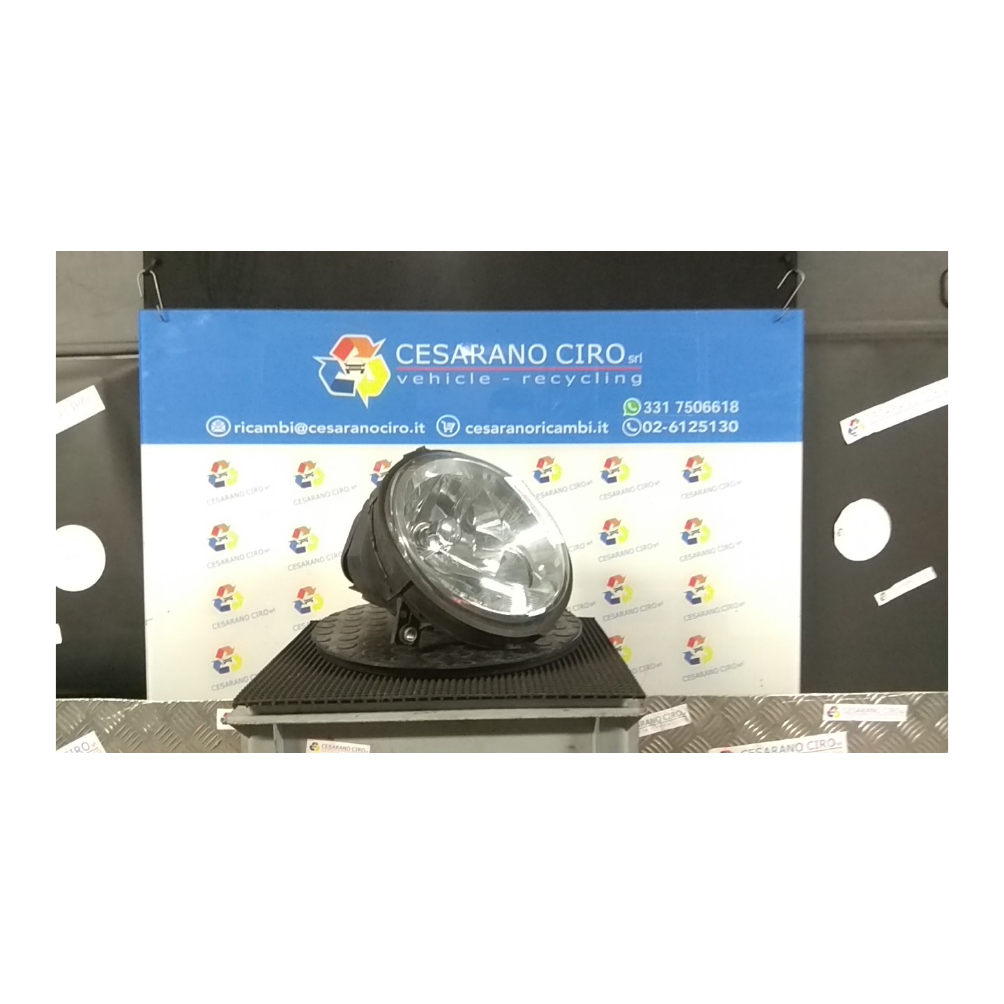 PROIETTORE CON REGOLATORE ALTEZZA DX. 003 VOLKSWAGEN LUPO (6X) (09/98-05/05) AUD 6X1941752J