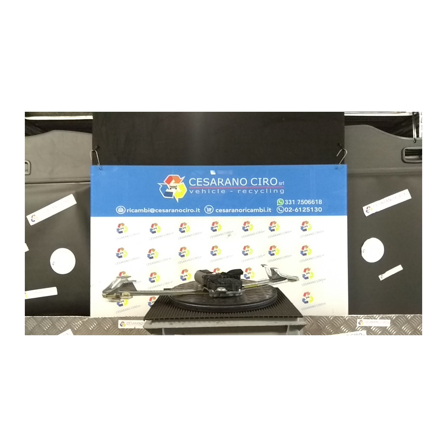 ALZACRISTALLO PORTA POST. DX. 011 OPEL ZAFIRA (A05) (06/05-) Z19DT 13132228