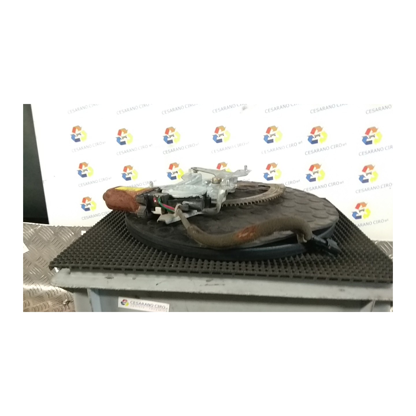 ALZACRISTALLO ELETTR. PORTA POST. DX. 060 KIA RIO 1A SERIE (11/00-12/05) A5D 0K30C7256X