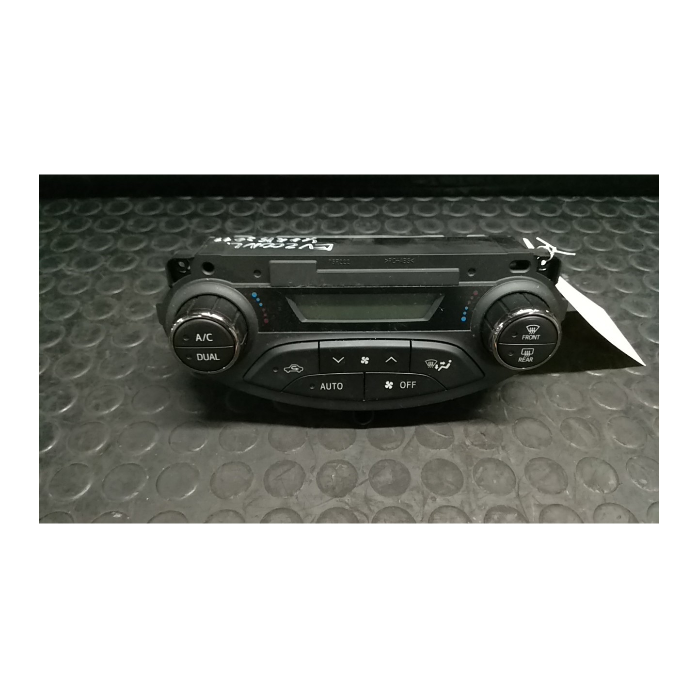 BLOCCO COMANDO CLIMATIZZAZIONE 011 TOYOTA YARIS (09/11-) 1ND-TV 559000D330C0
