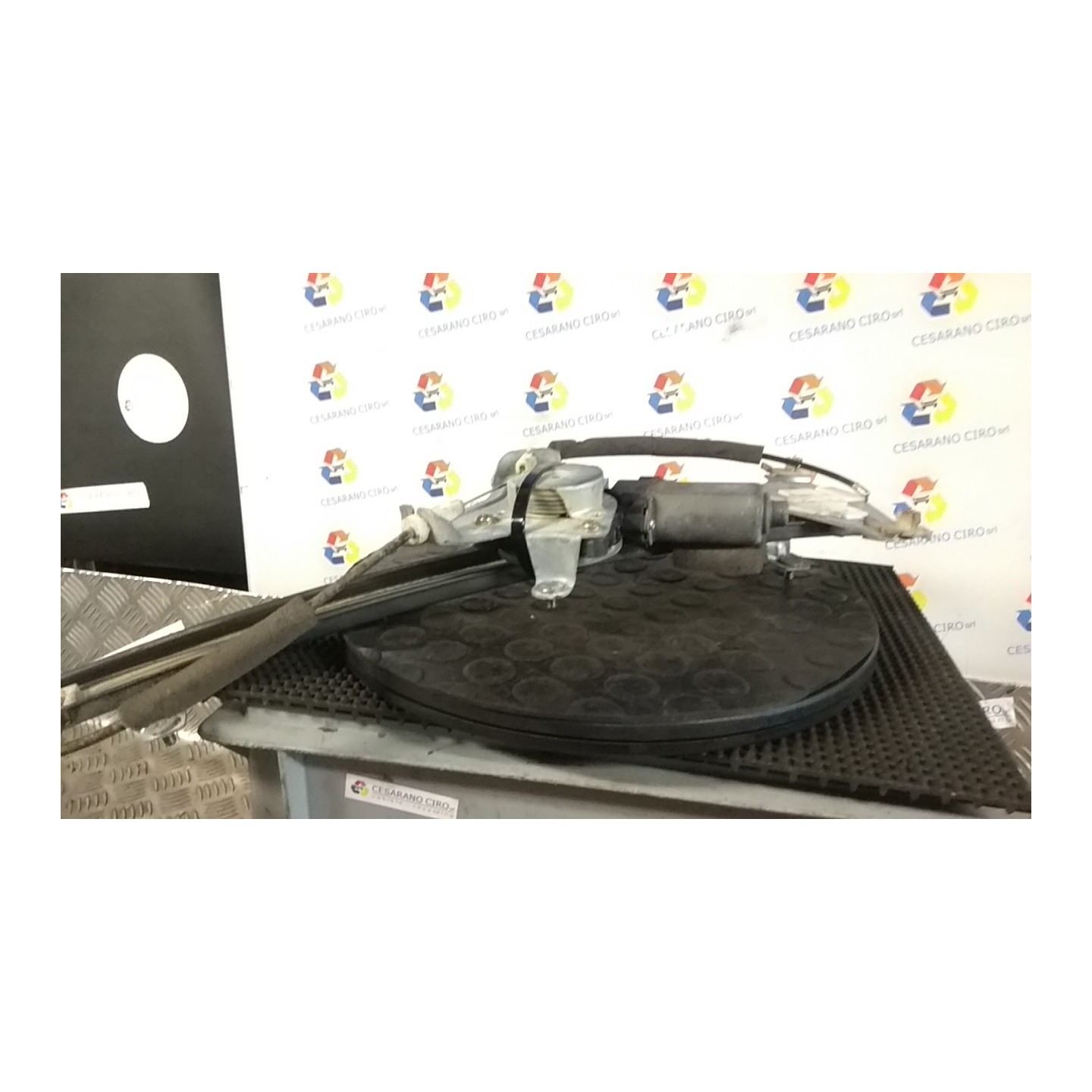 ALZACRISTALLO ELETTR. PORTA ANT. DX. 041 CHEVROLET (DAEWOO) NUBIRA (J200) (01/05-12/10) F16D3 96548081