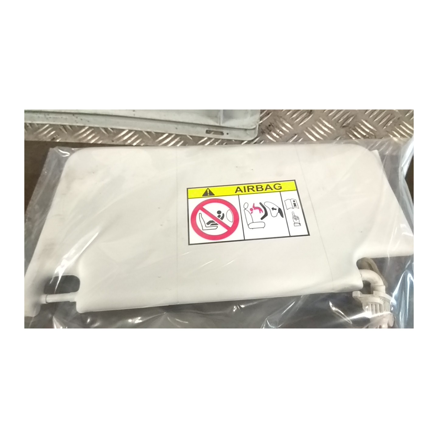 ALETTA PARASOLE PARABREZZA DX. 053 JEEP RENEGADE (RE) (07/18-) 55282151 735701161