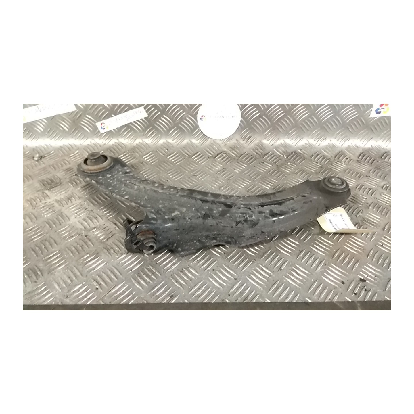 BRACCIO OSCILLANTE SOSP. ANT. DX. 081 RENAULT CLIO 4A SERIE (07/12-12/16) D4FD7 545046817R