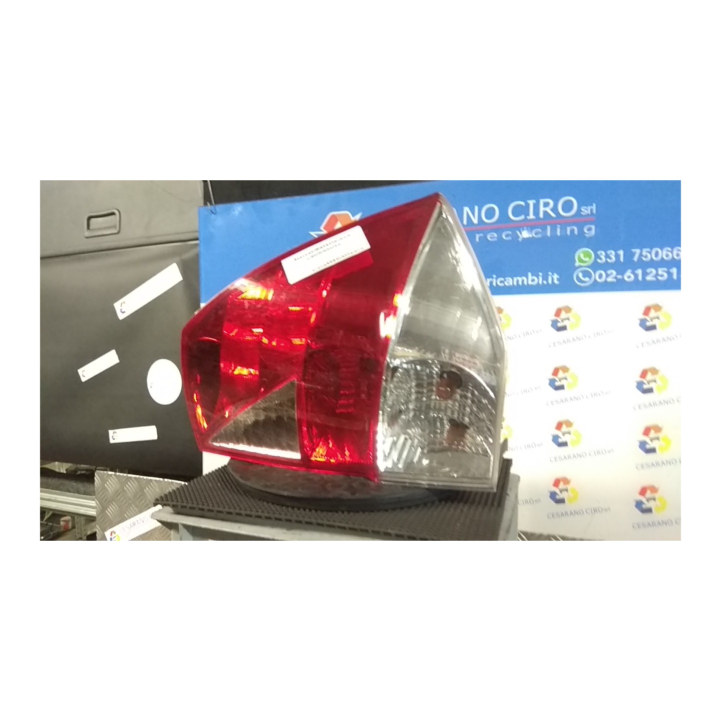 FANALE POST. SX. 102 HONDA FR-V (10/04-04/07) D17A2 33551SJDG01