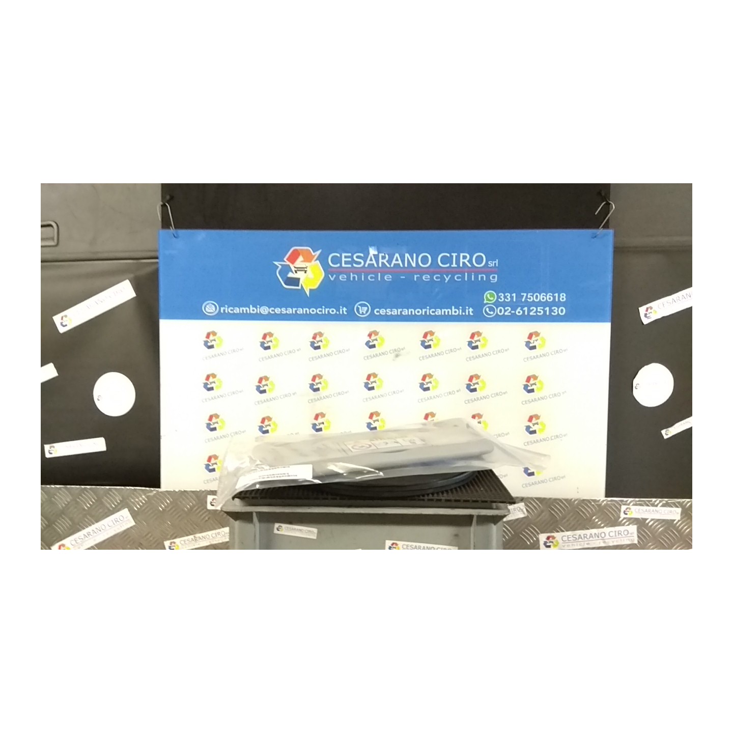 ALETTA PARASOLE PARABREZZA E3T; EA4 DX. 173 RENAULT CLIO 4A SERIE (07/12-12/16) D4FD7 964003555R